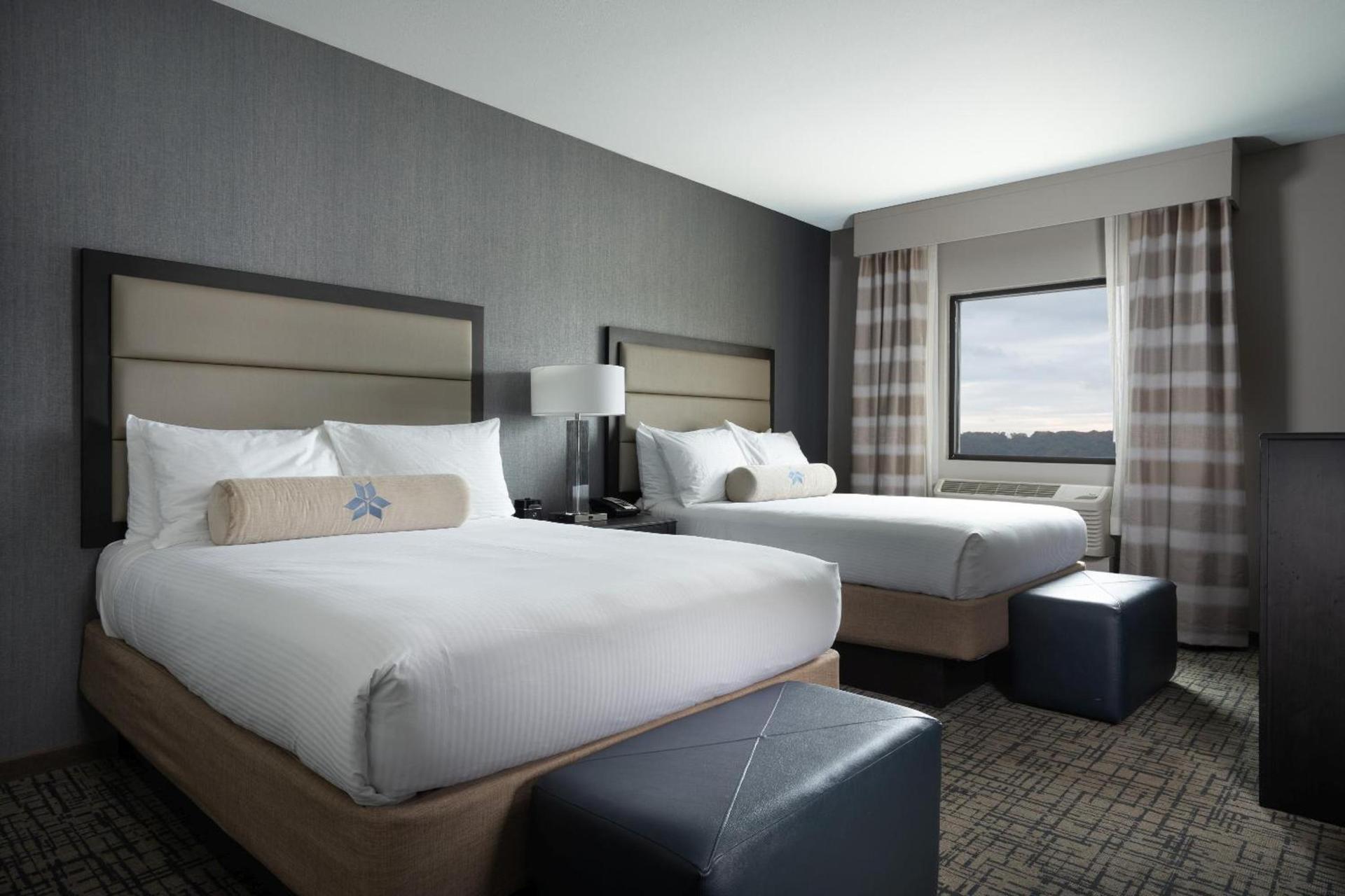 Shangri-La Resort photo 6