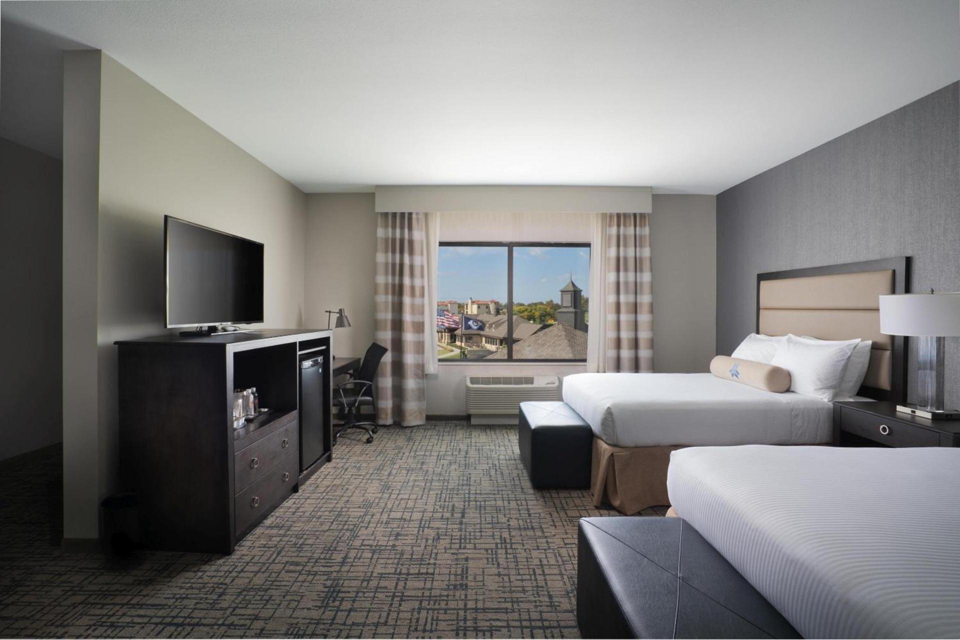 Shangri-La Resort photo 5