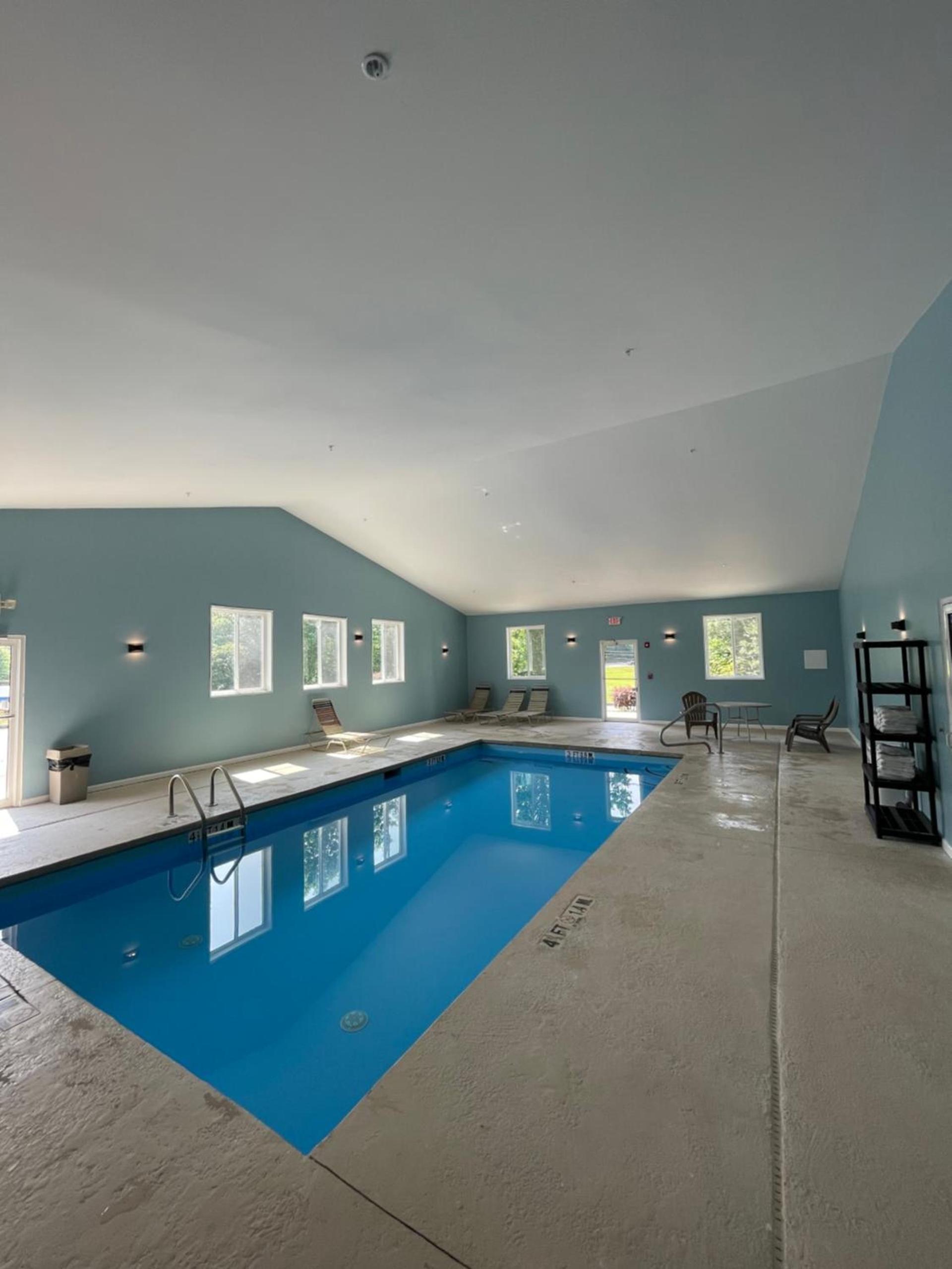 Clarion Pointe-Dillard near Blue Ridge Mountains photo 35
