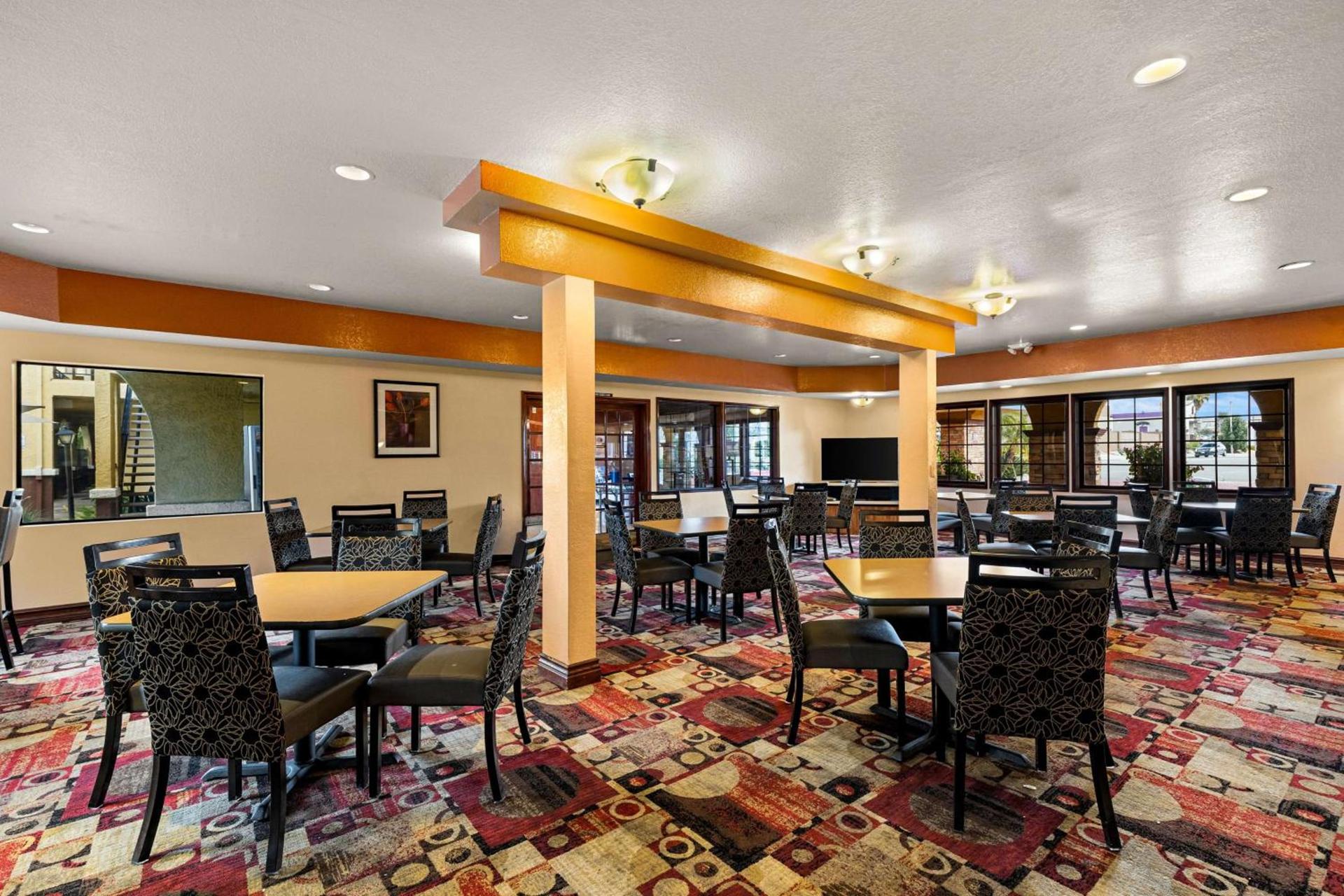 Best Western Moreno Hotel & Suites photo 9