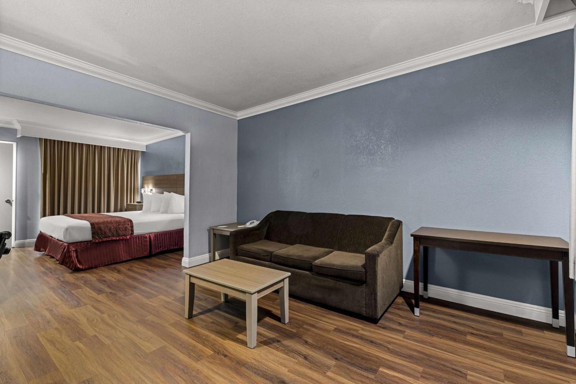 Best Western Moreno Hotel & Suites photo 32