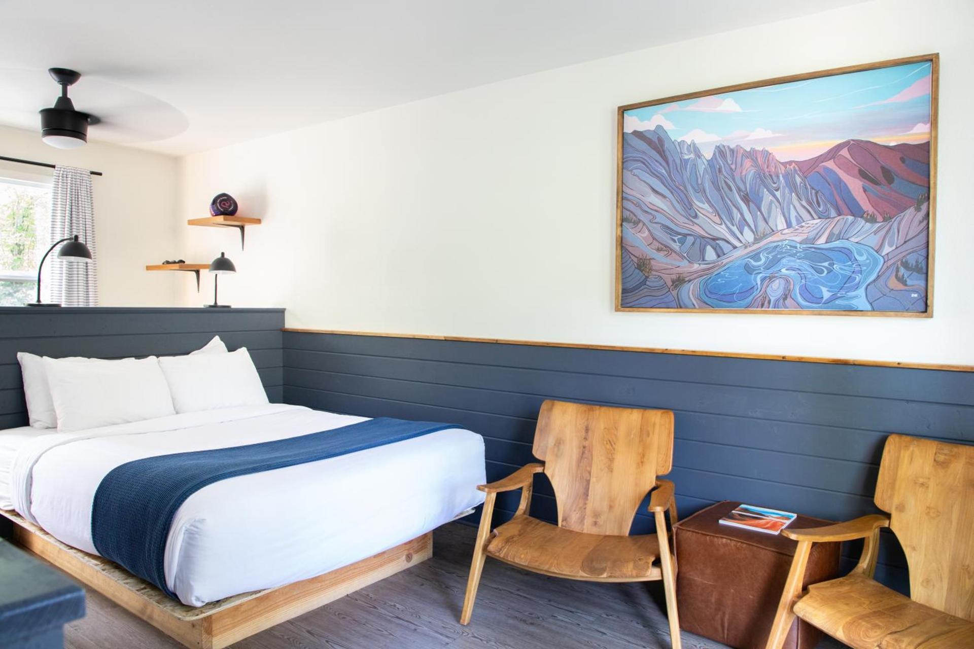 LOGE Leavenworth Riverside photo 13