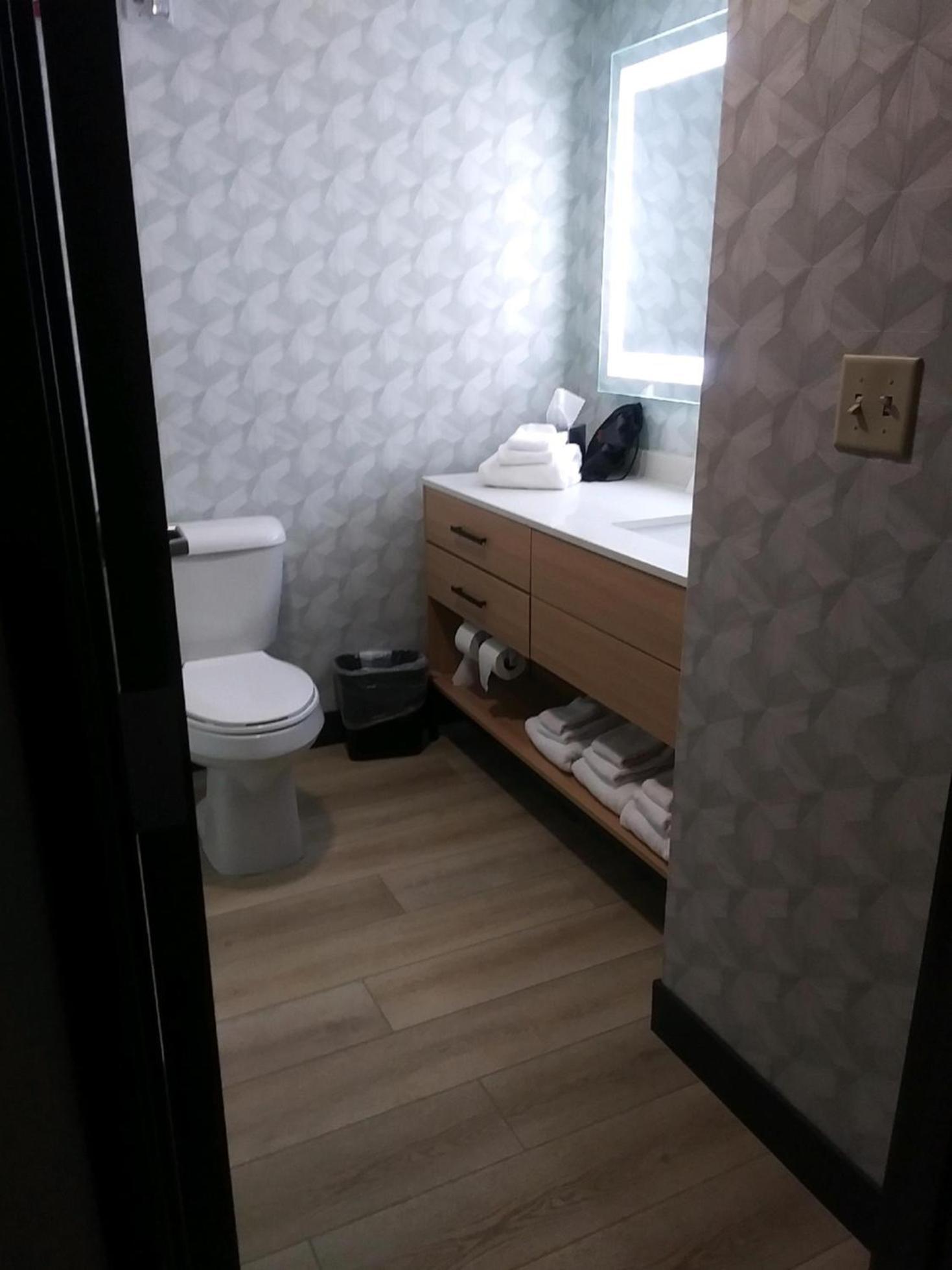 Comfort Suites Cheyenne photo 39