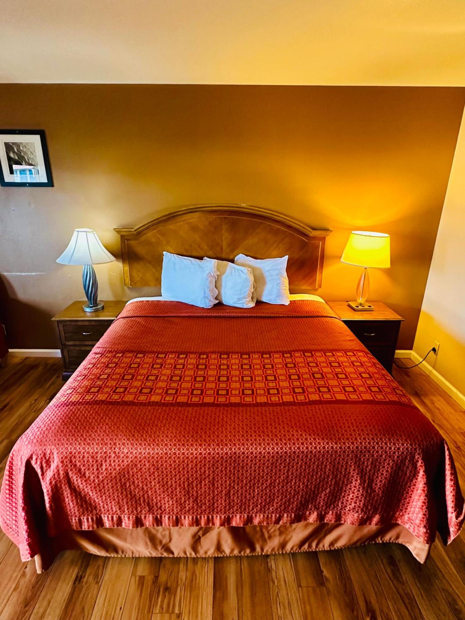 Franciscan Inn Motel photo 22