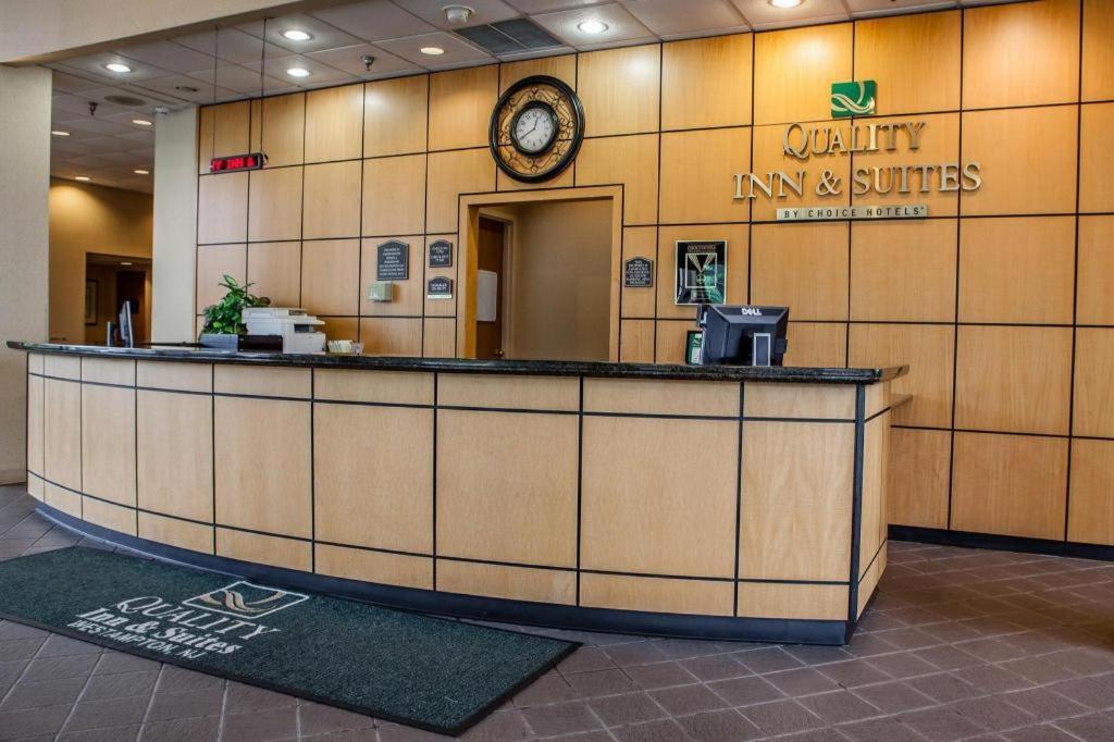 Quality Inn & Suites photo 20