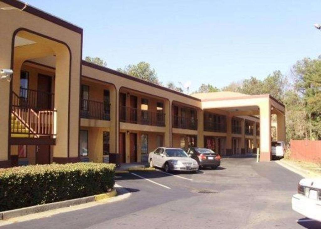 Econo Lodge Decatur - Atlanta East photo 1