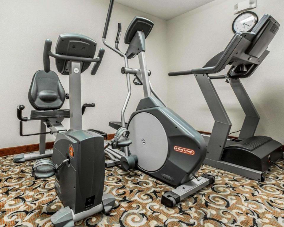 Quality Inn & Suites photo 27