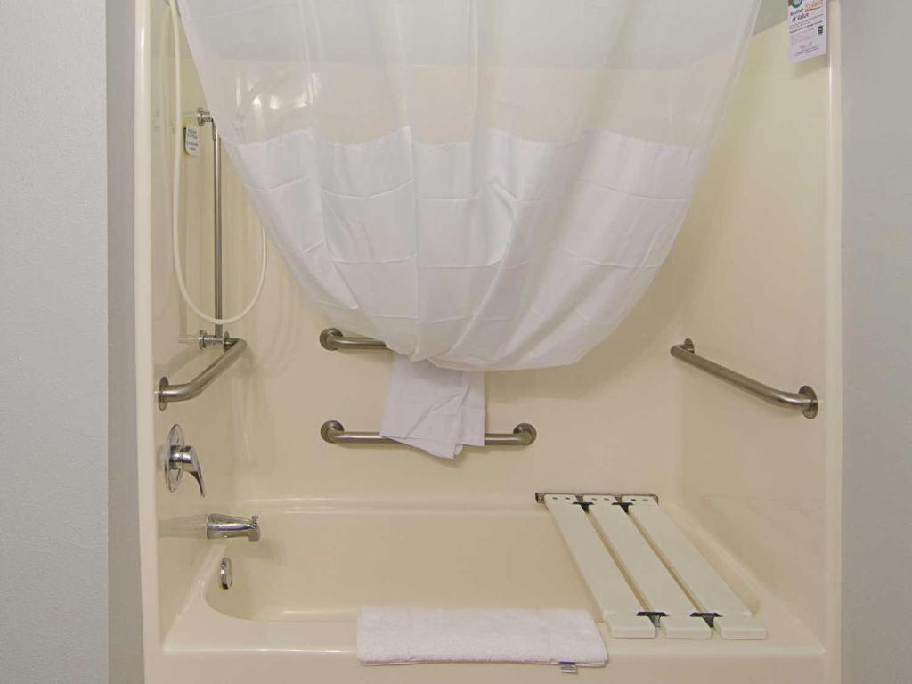 Quality Inn photo 71