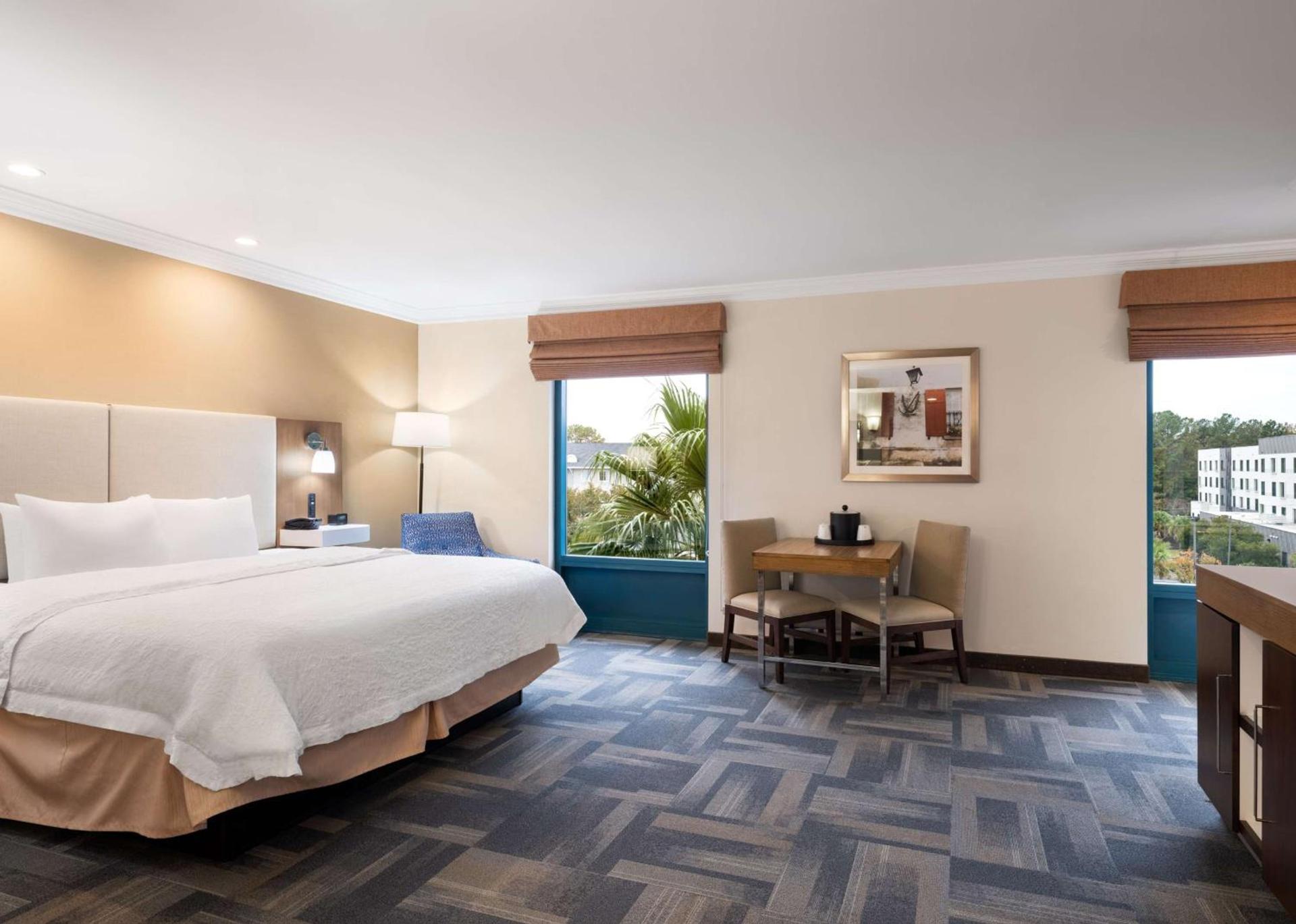 Hampton Inn Charleston North photo 7