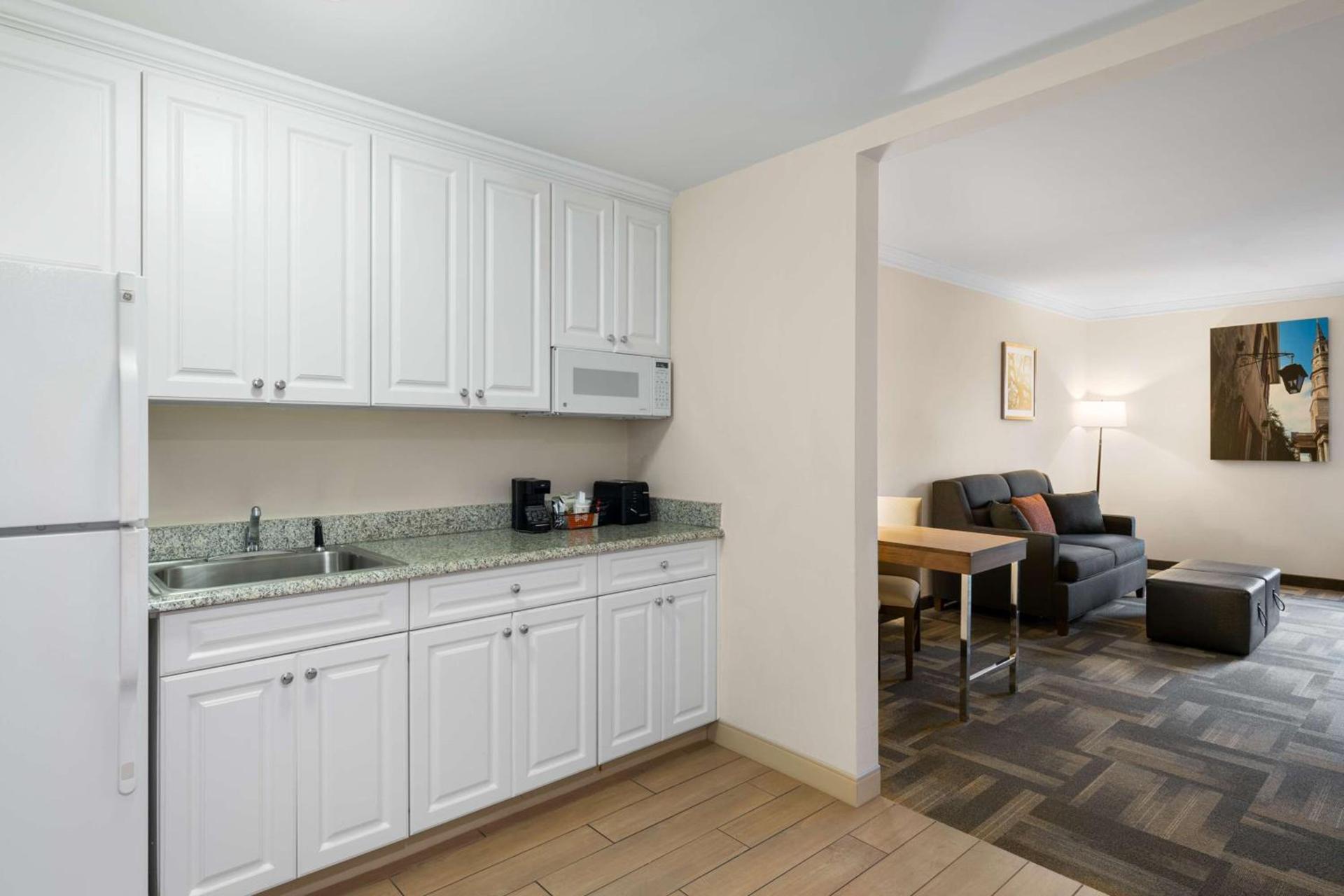 Hampton Inn Charleston North photo 11