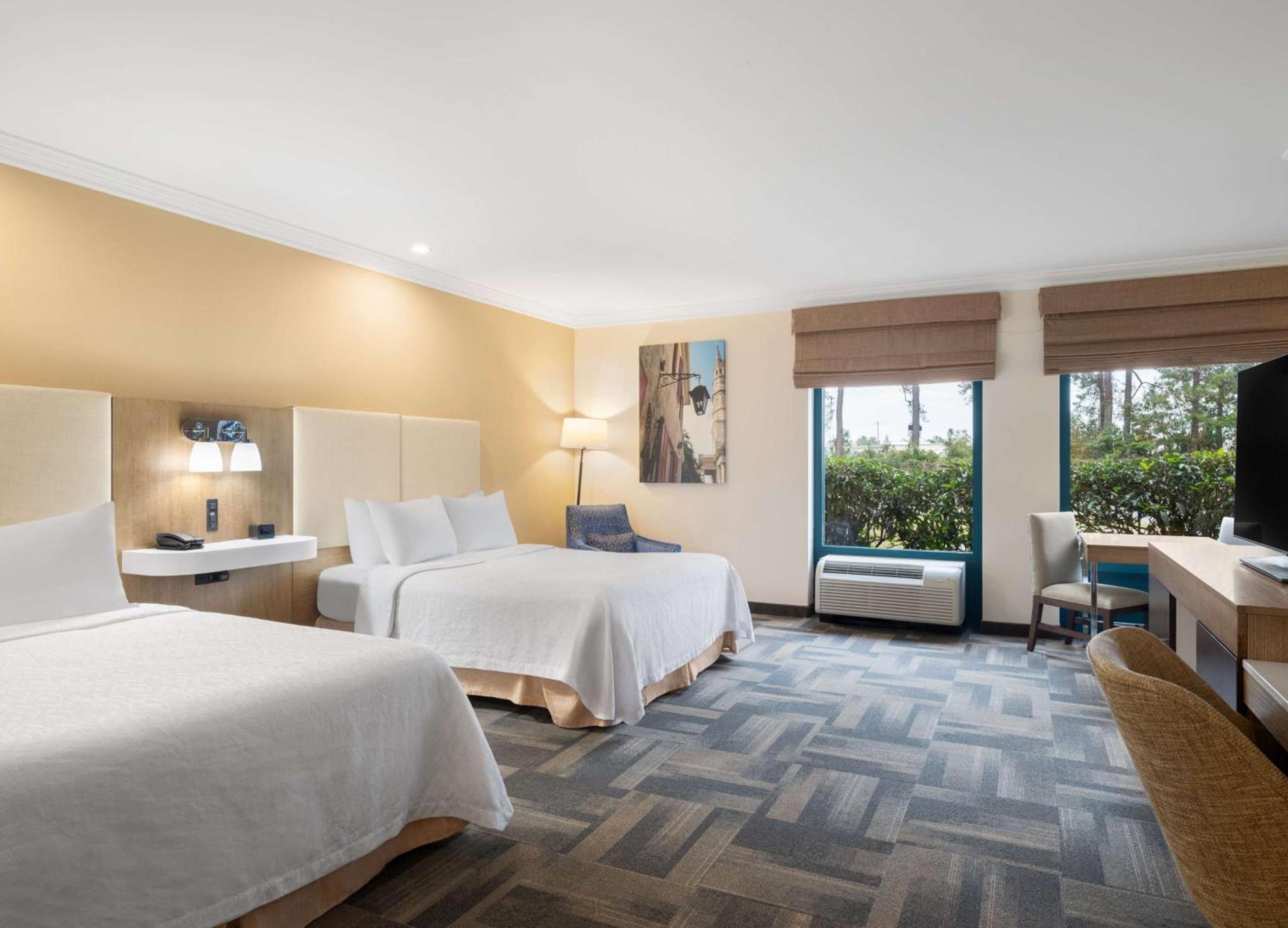Hampton Inn Charleston North photo 15