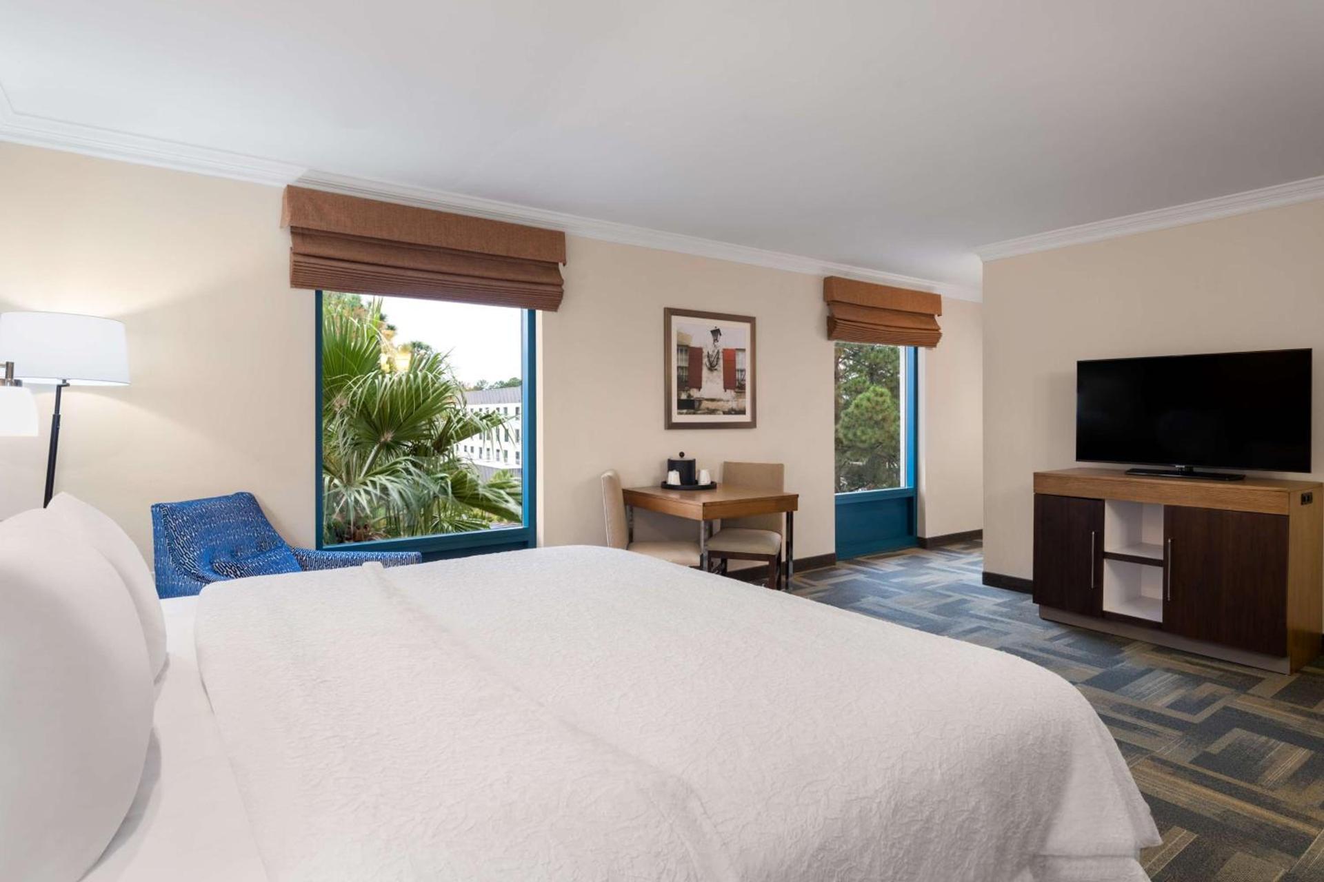 Hampton Inn Charleston North photo 24