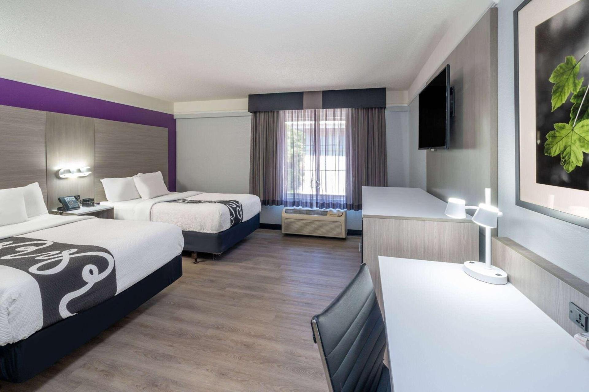 La Quinta by Wyndham Birmingham Hoover photo 11