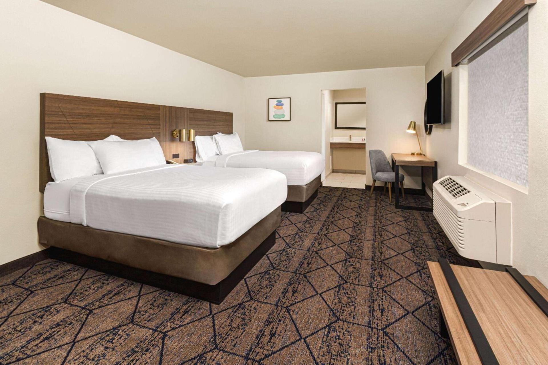 Ramada by Wyndham Modesto Yosemite Area photo 44