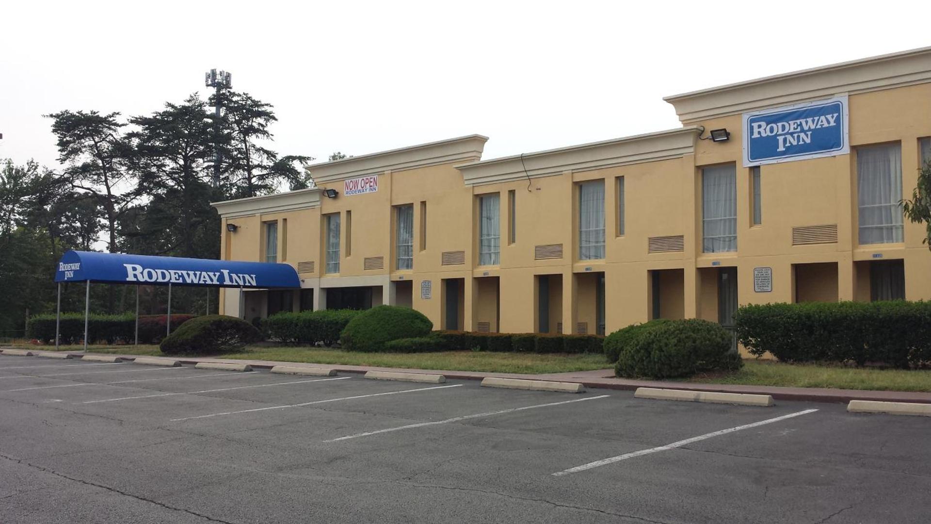 Rodeway Inn Joint Base Andrews Area photo 3