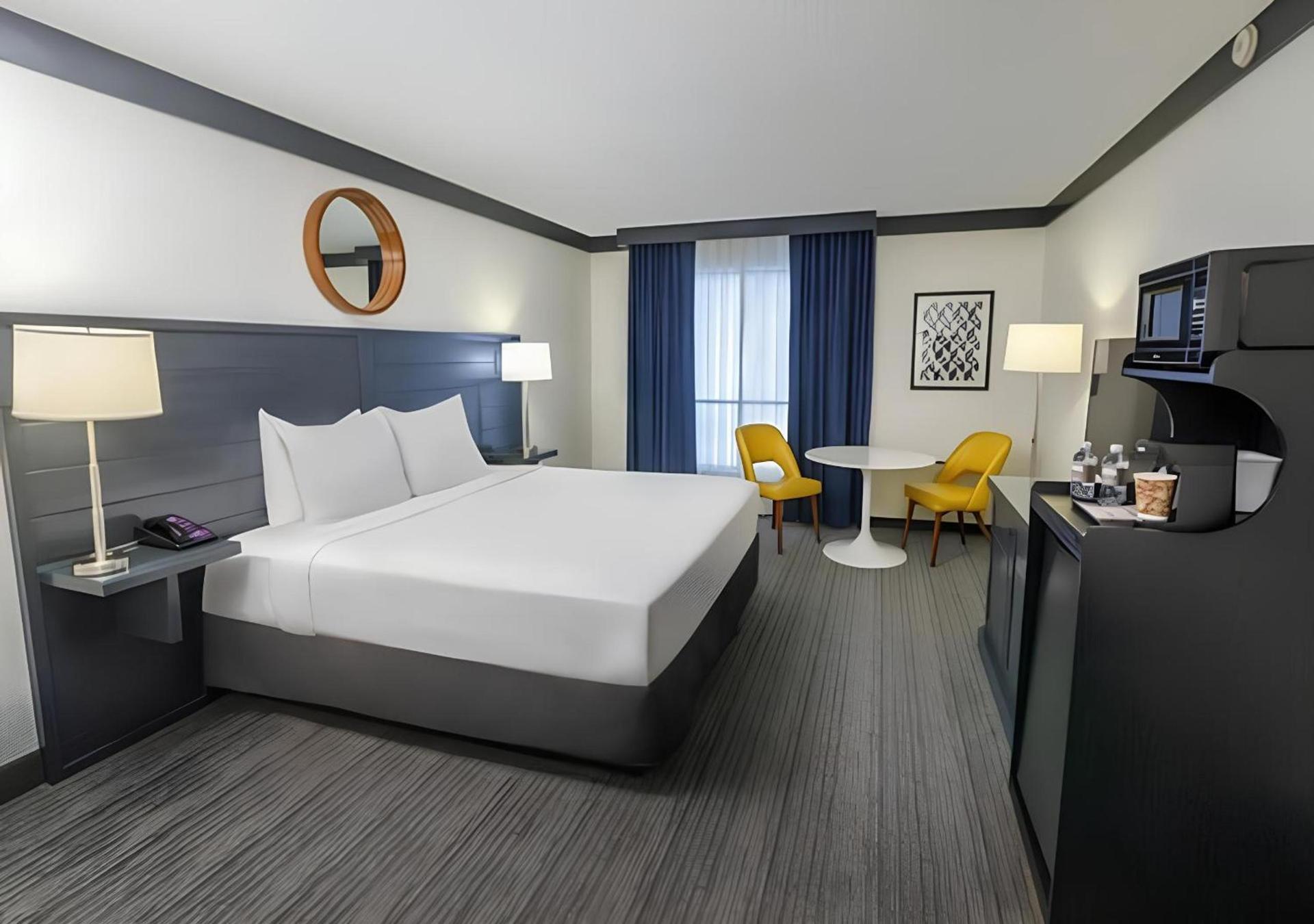 OYO Hotel and Casino Las Vegas photo 33