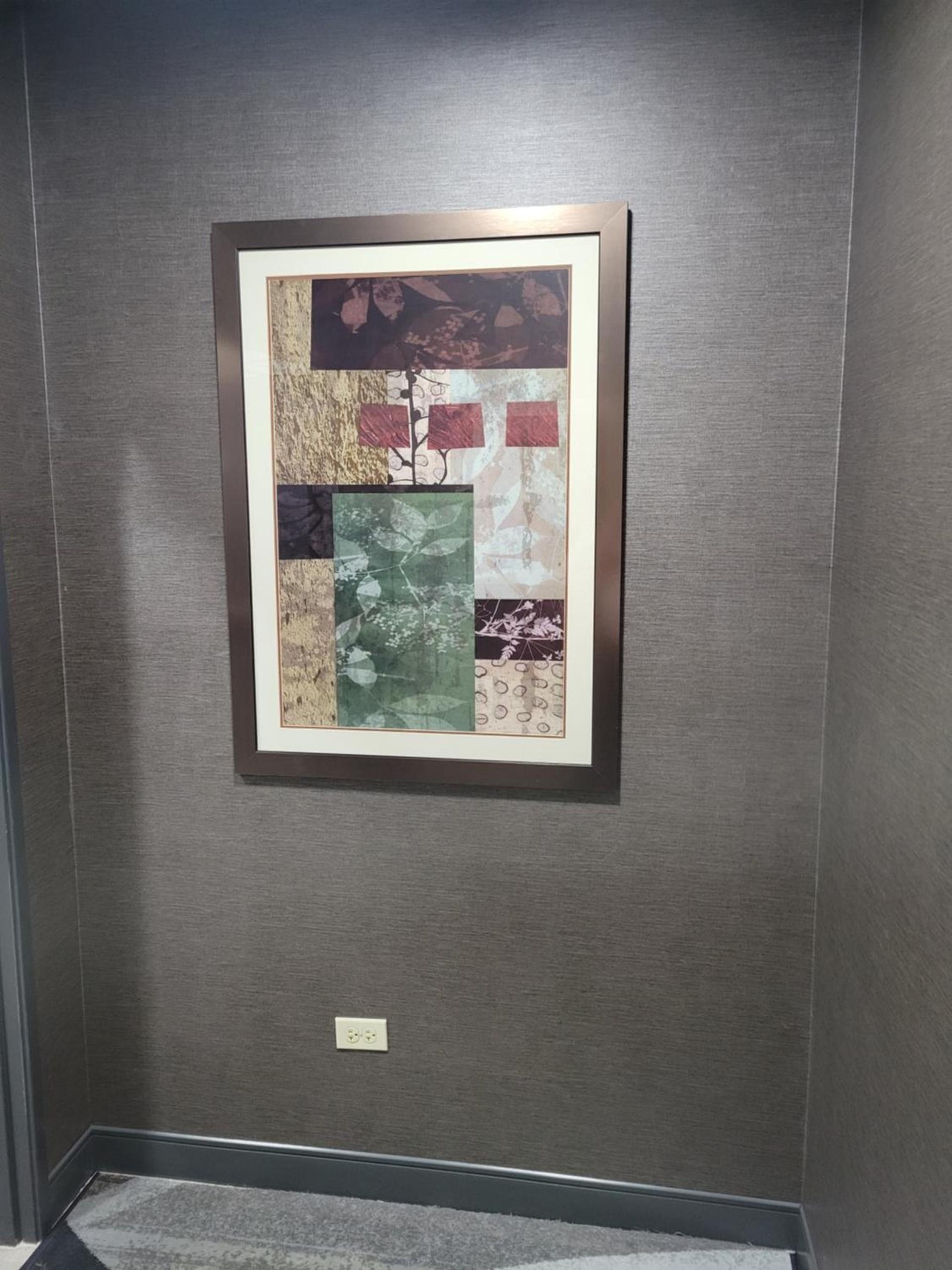 Super 8 by Wyndham Aurora/Naperville Area photo 8