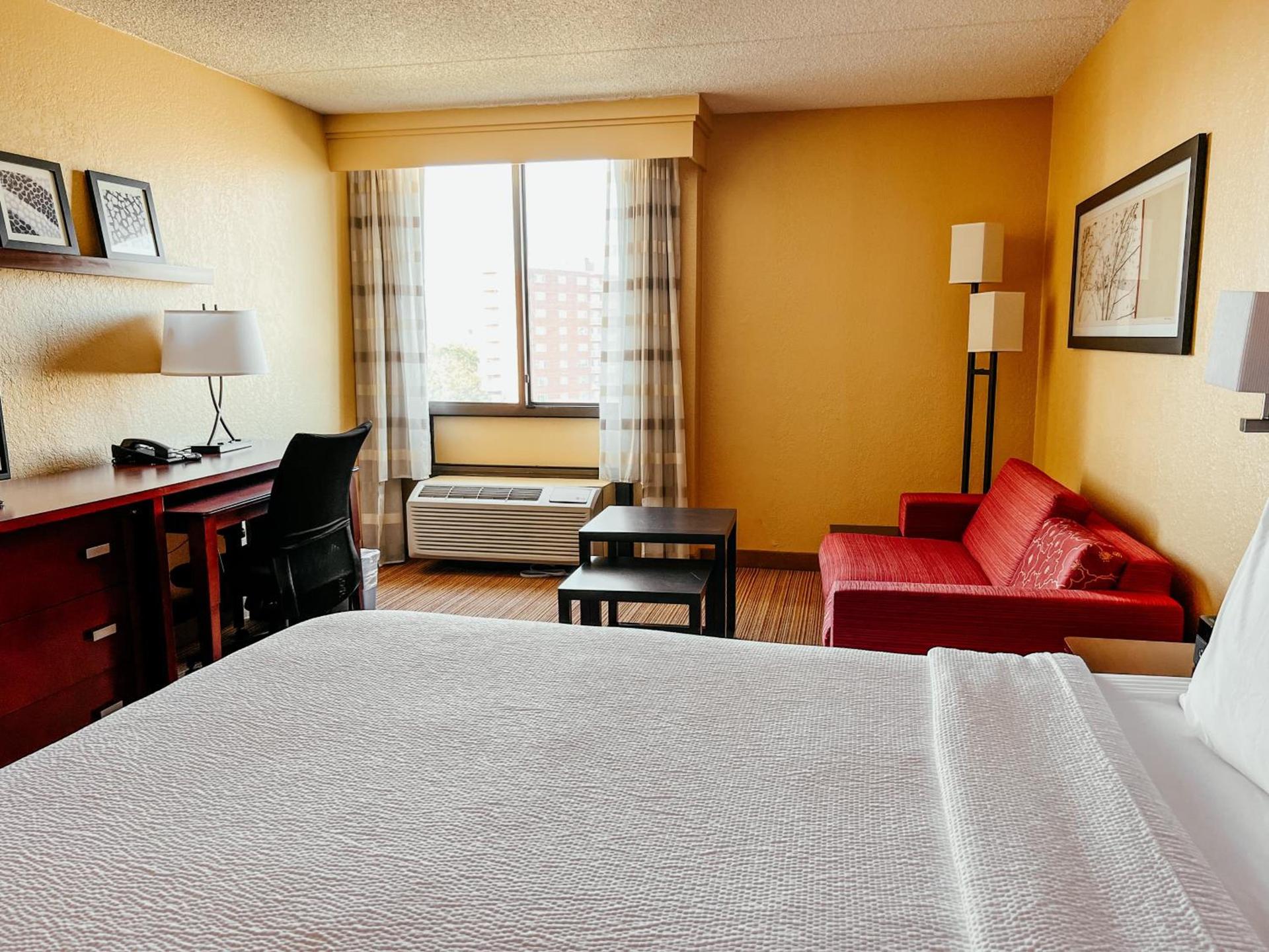 Hotel Pentagon South photo 25