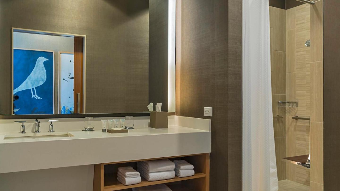 The Westin at The Woodlands photo 3