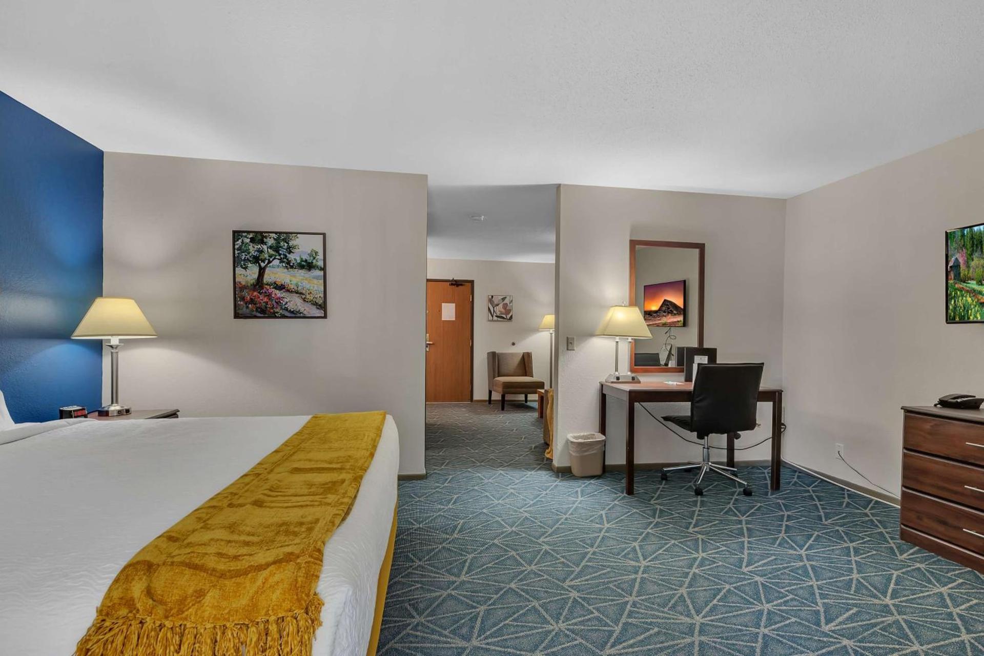SureStay Hotel by Best Western Spicer photo 31