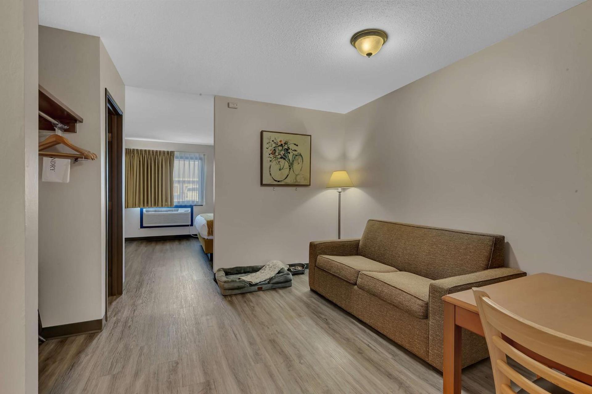 SureStay Hotel by Best Western Spicer photo 37