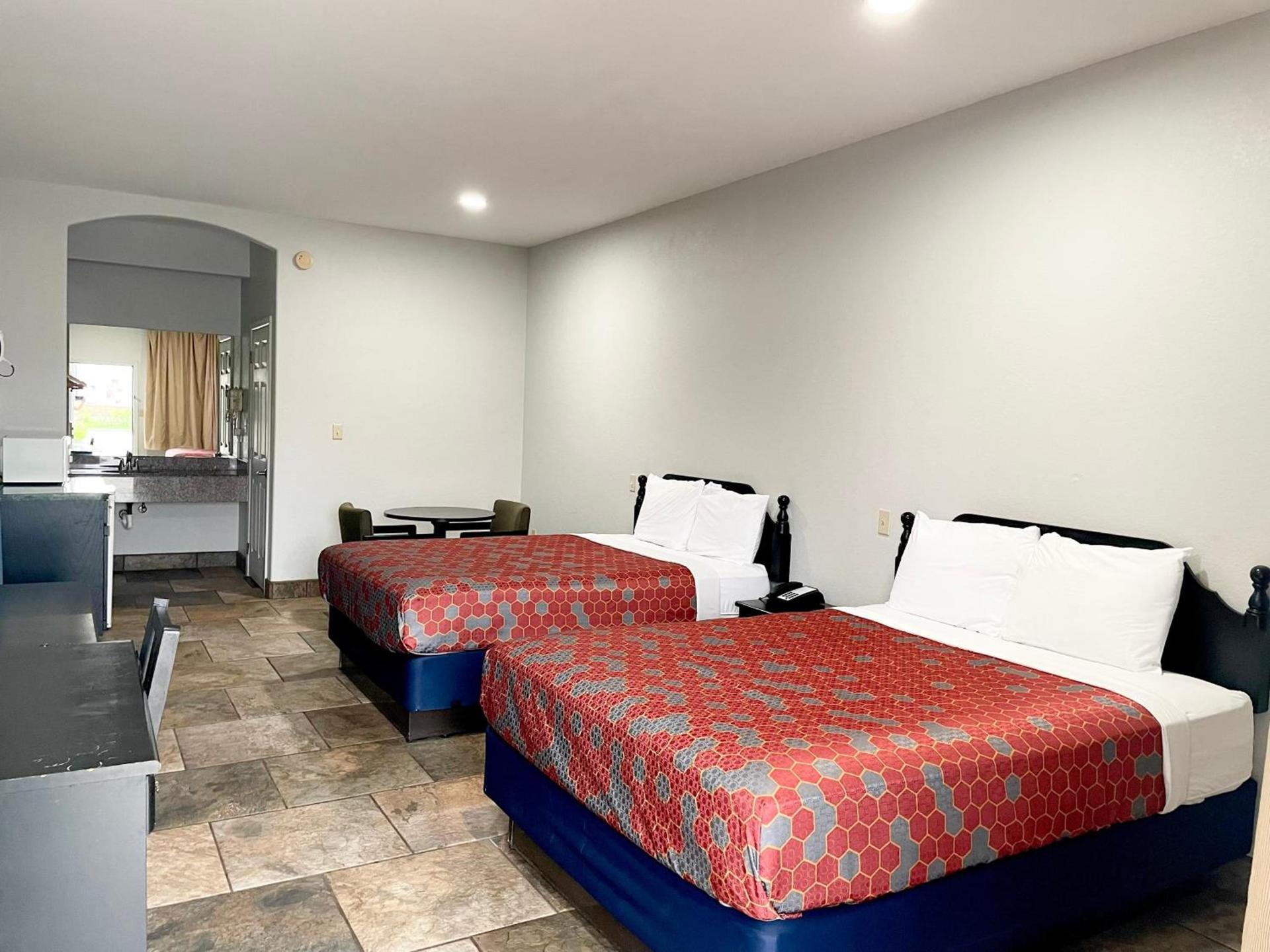 Texas Inn La Feria photo 6