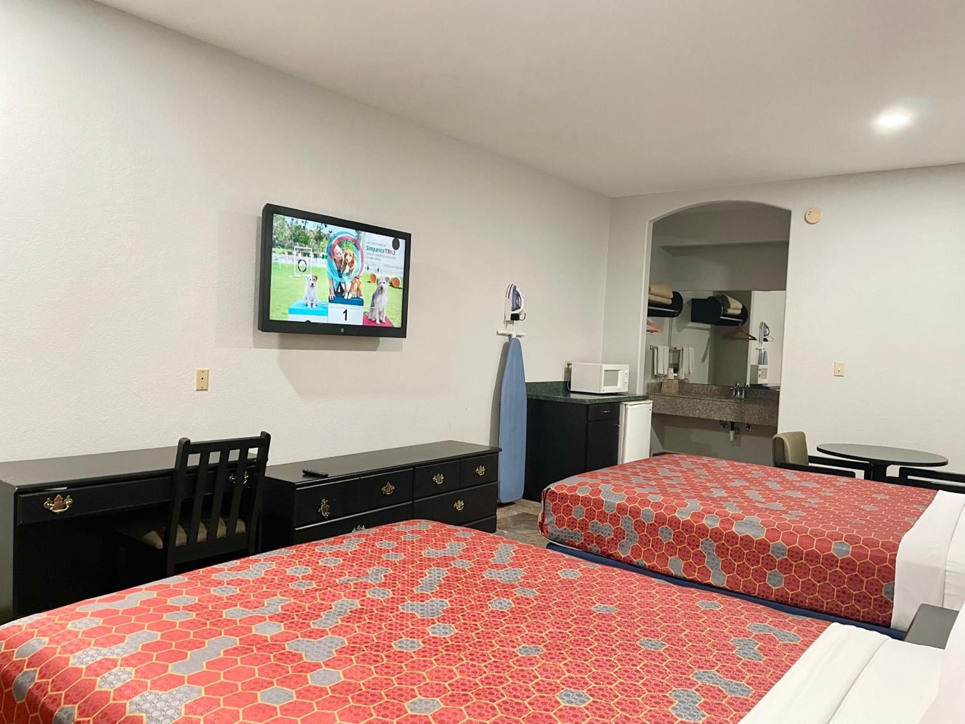 Texas Inn La Feria photo 5