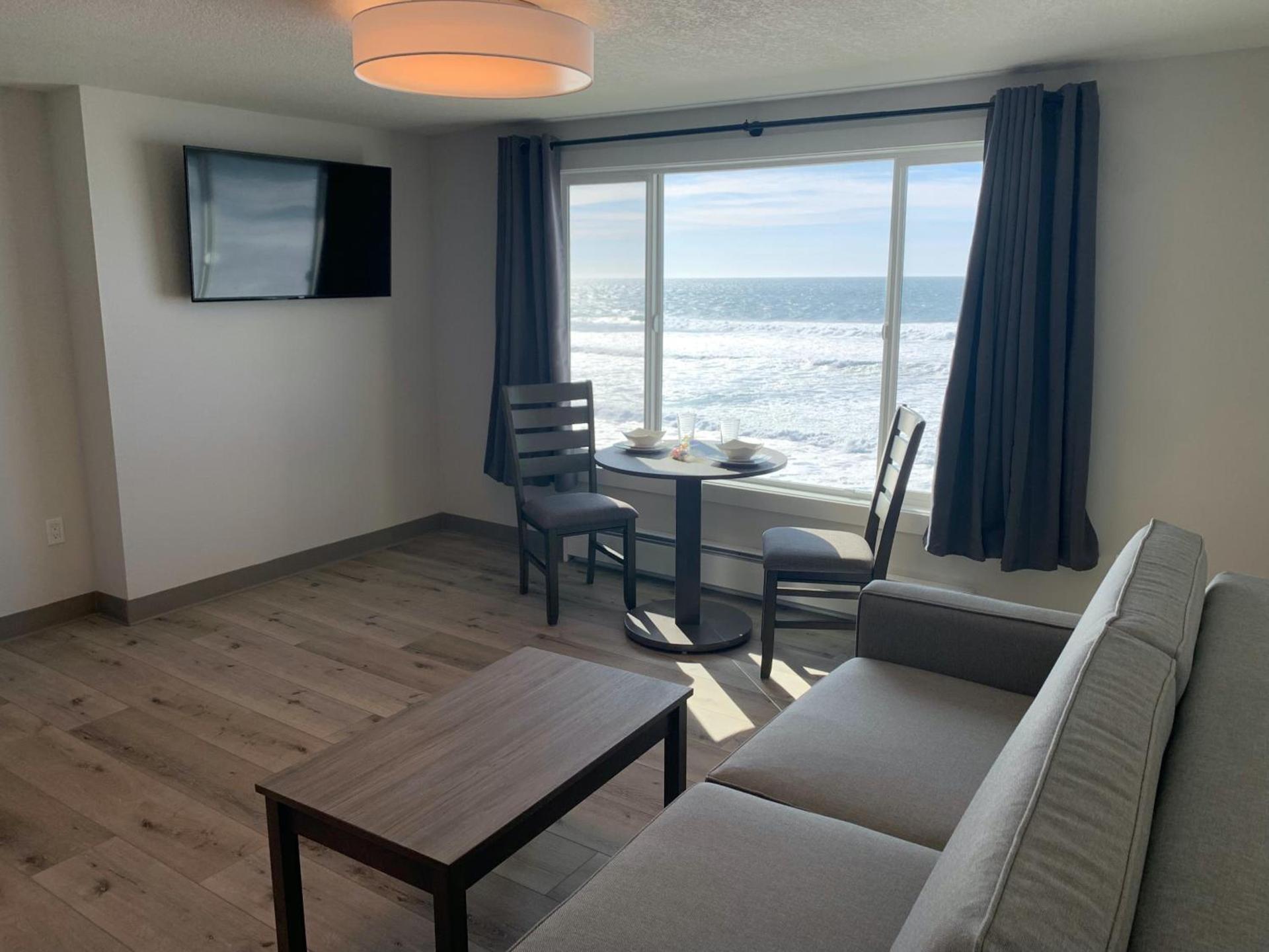West Beach Suites photo 7