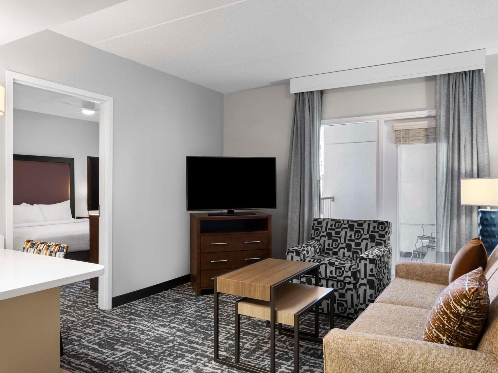 Homewood Suites Columbus - Airport photo 40
