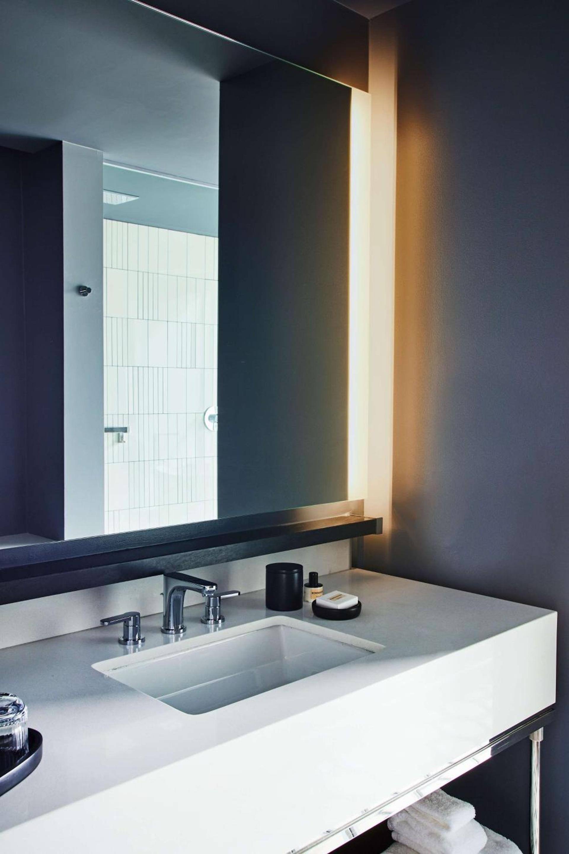 Thompson Dallas, by Hyatt photo 53