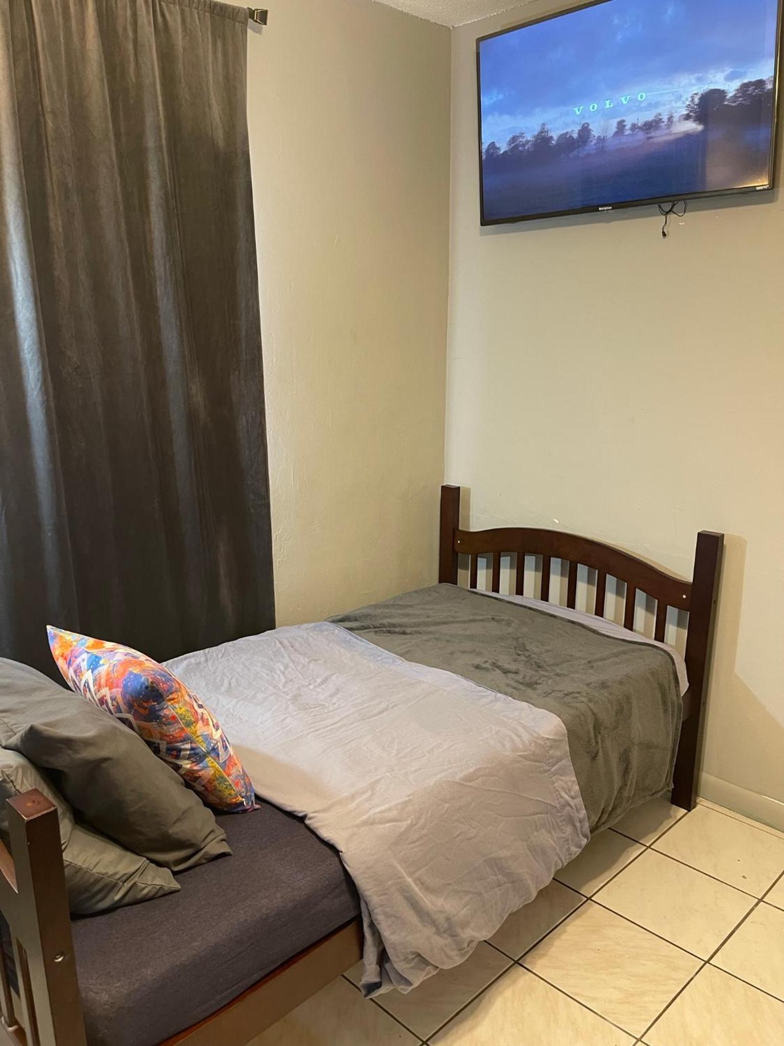 Best Value inside City Miami, Near Airport, Beach, Center & Metro photo 11
