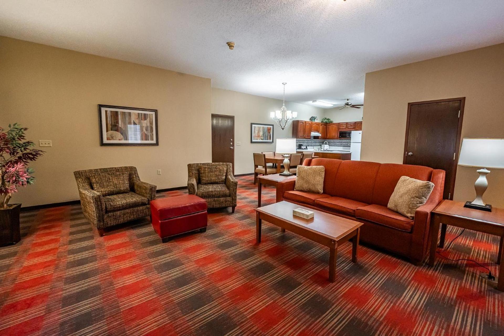 Christopher Inn and Suites photo 25