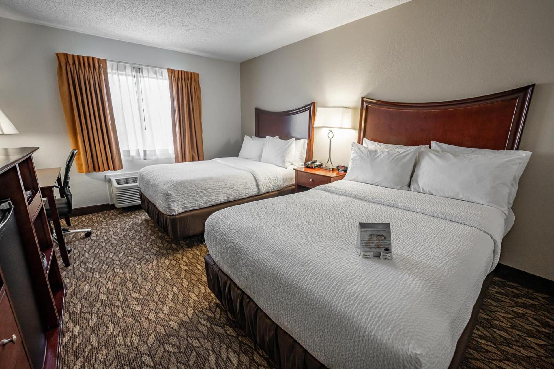 Christopher Inn and Suites photo 26