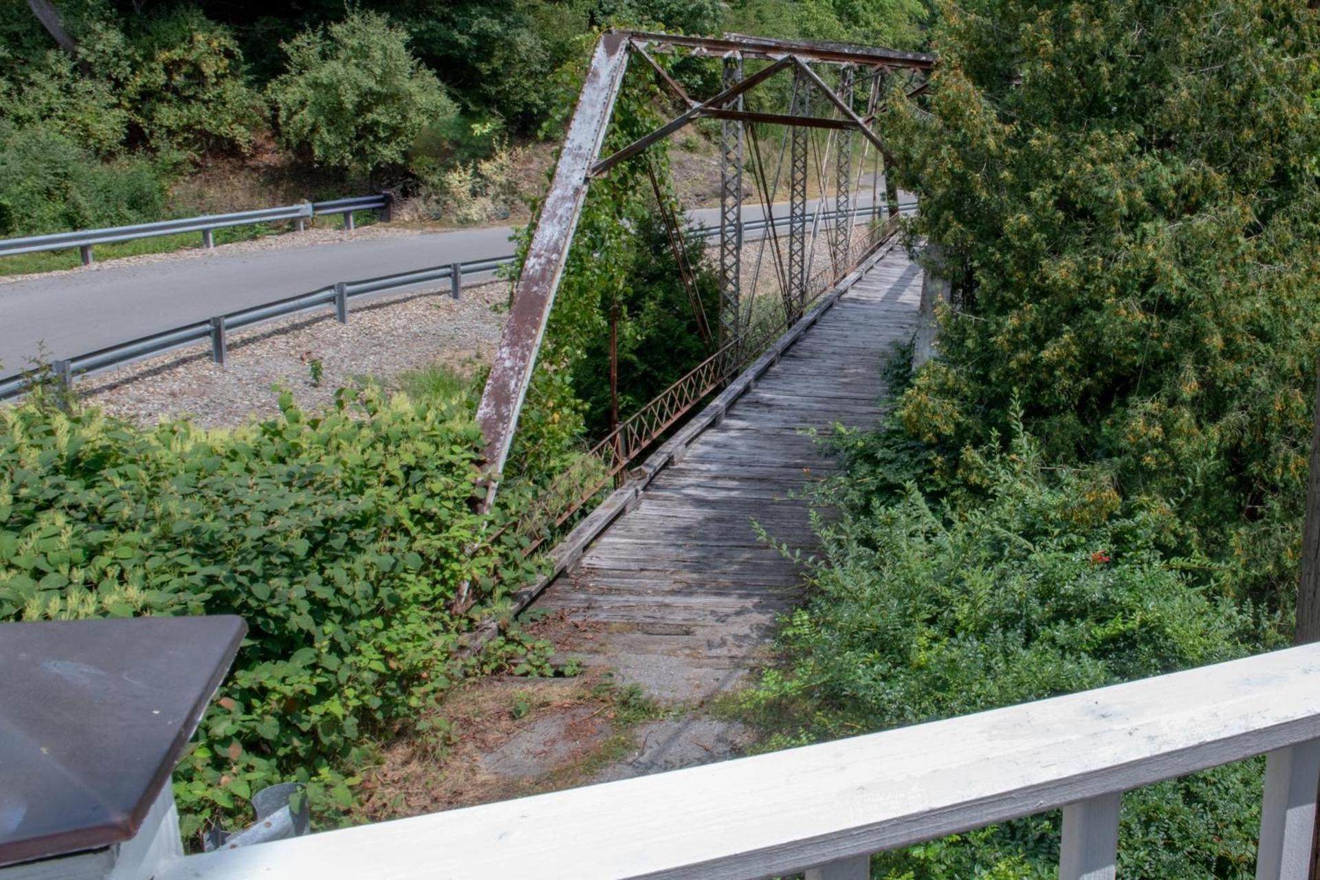 Elk River Hotel photo 2