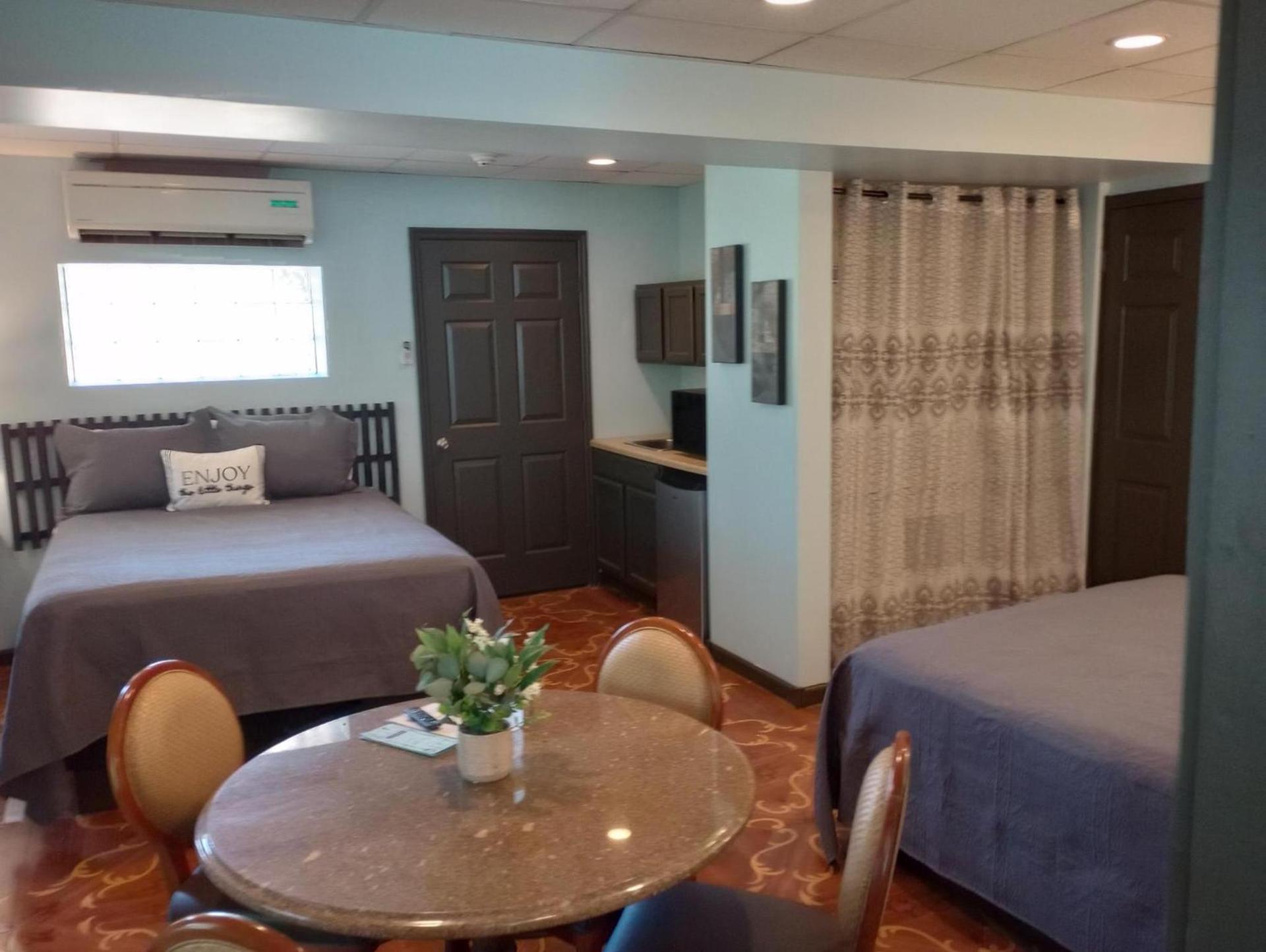 Elk River Hotel photo 13