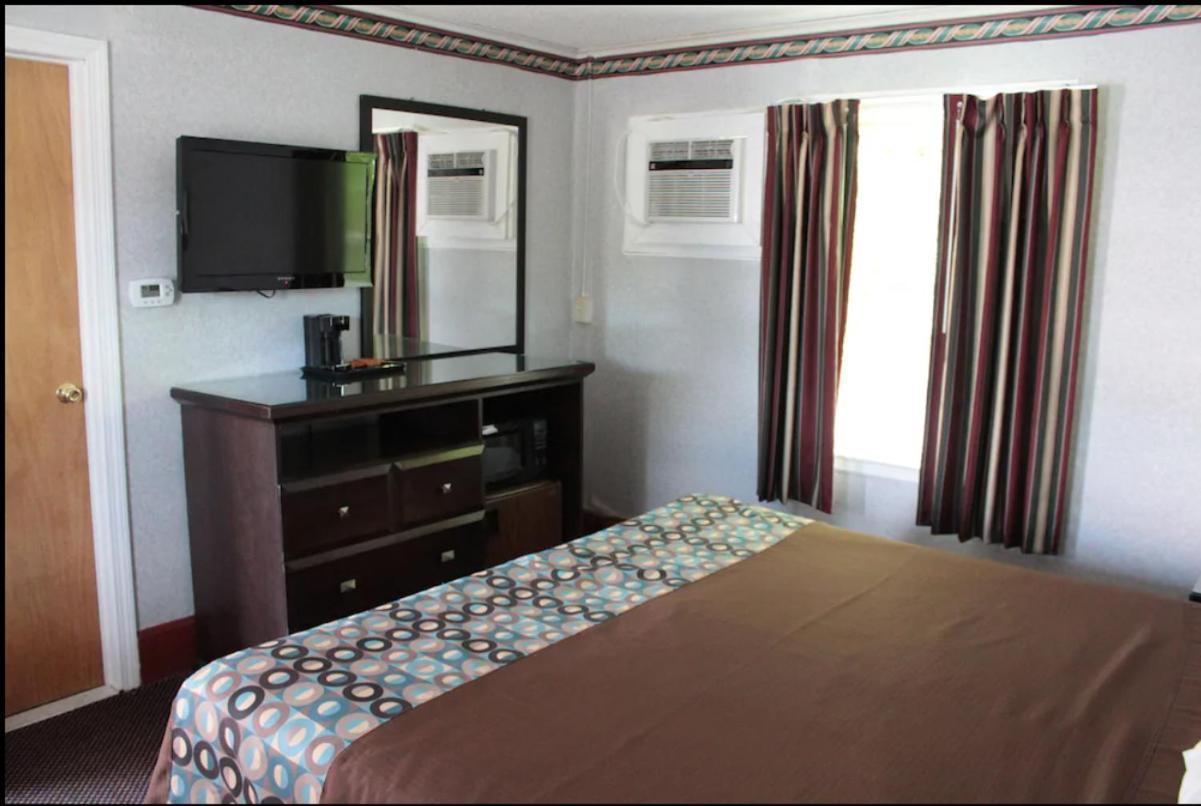 Wagon Wheel Inn photo 16