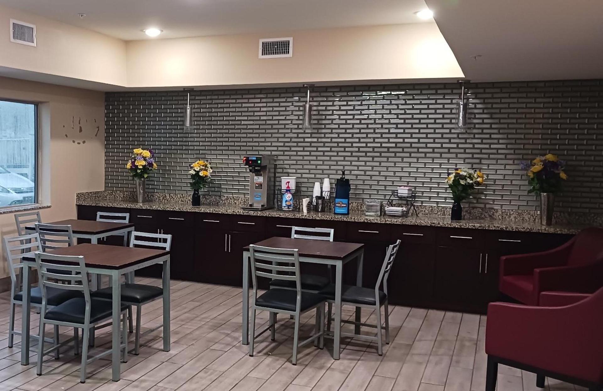 Red Roof Inn Baton Rouge photo 3