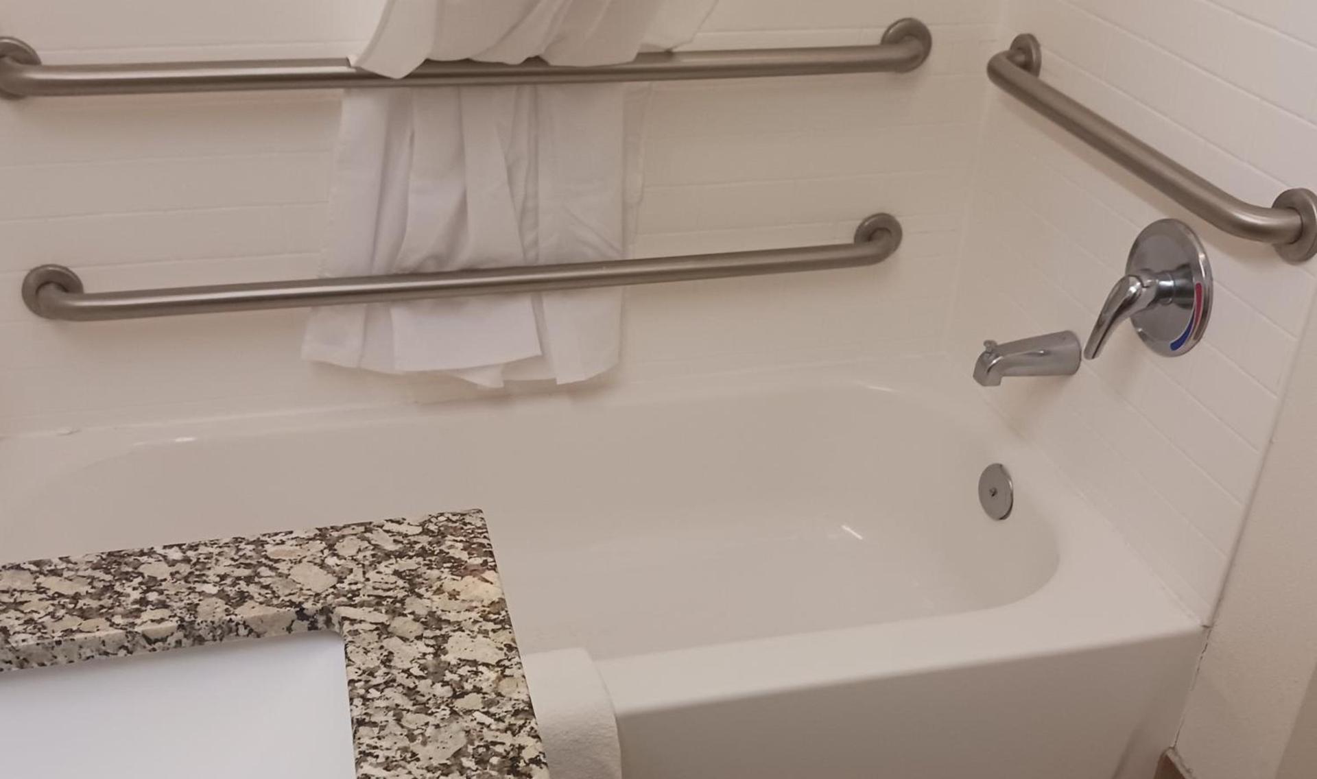 Red Roof Inn Baton Rouge photo 5