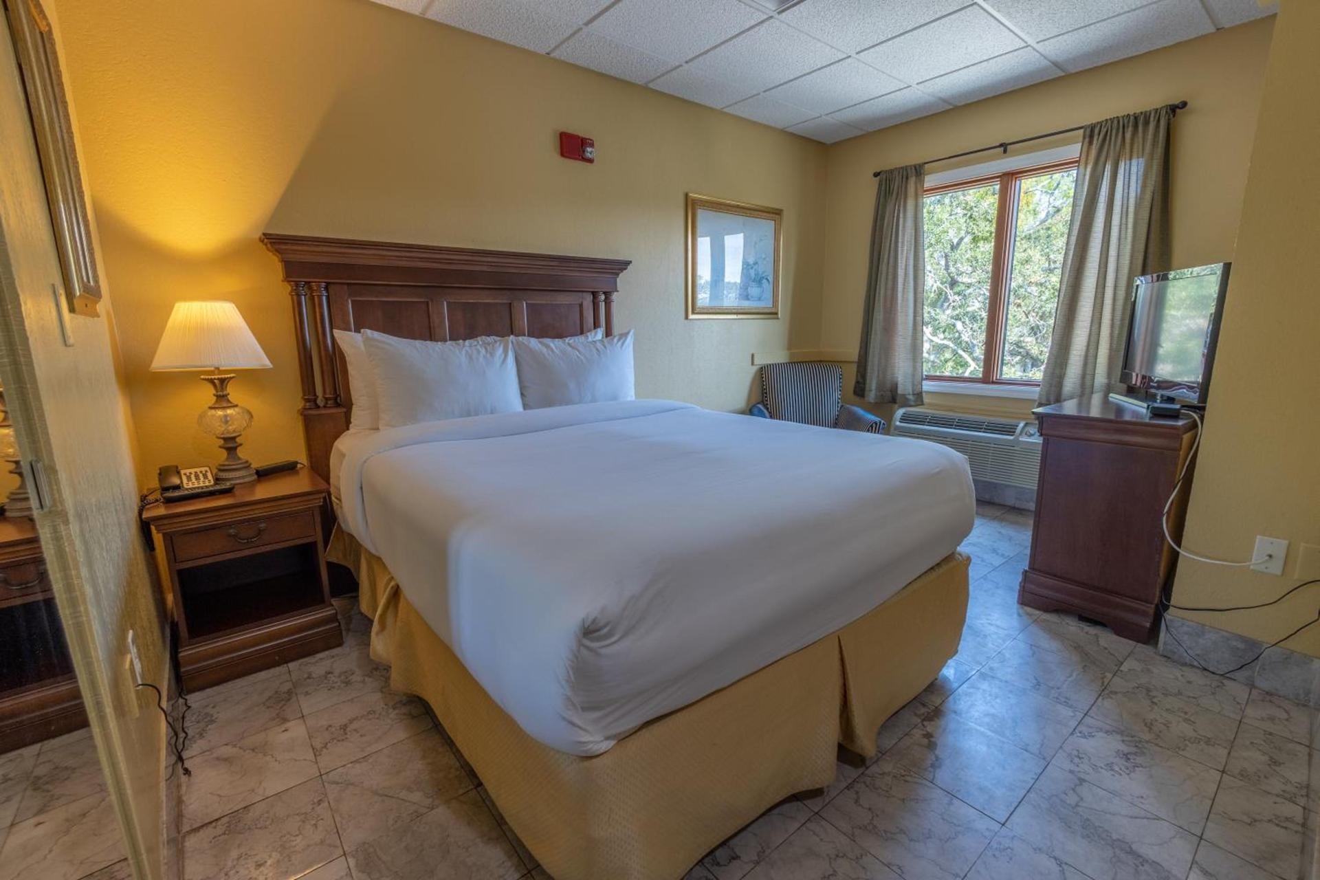 Ocean Inn & Suites photo 41