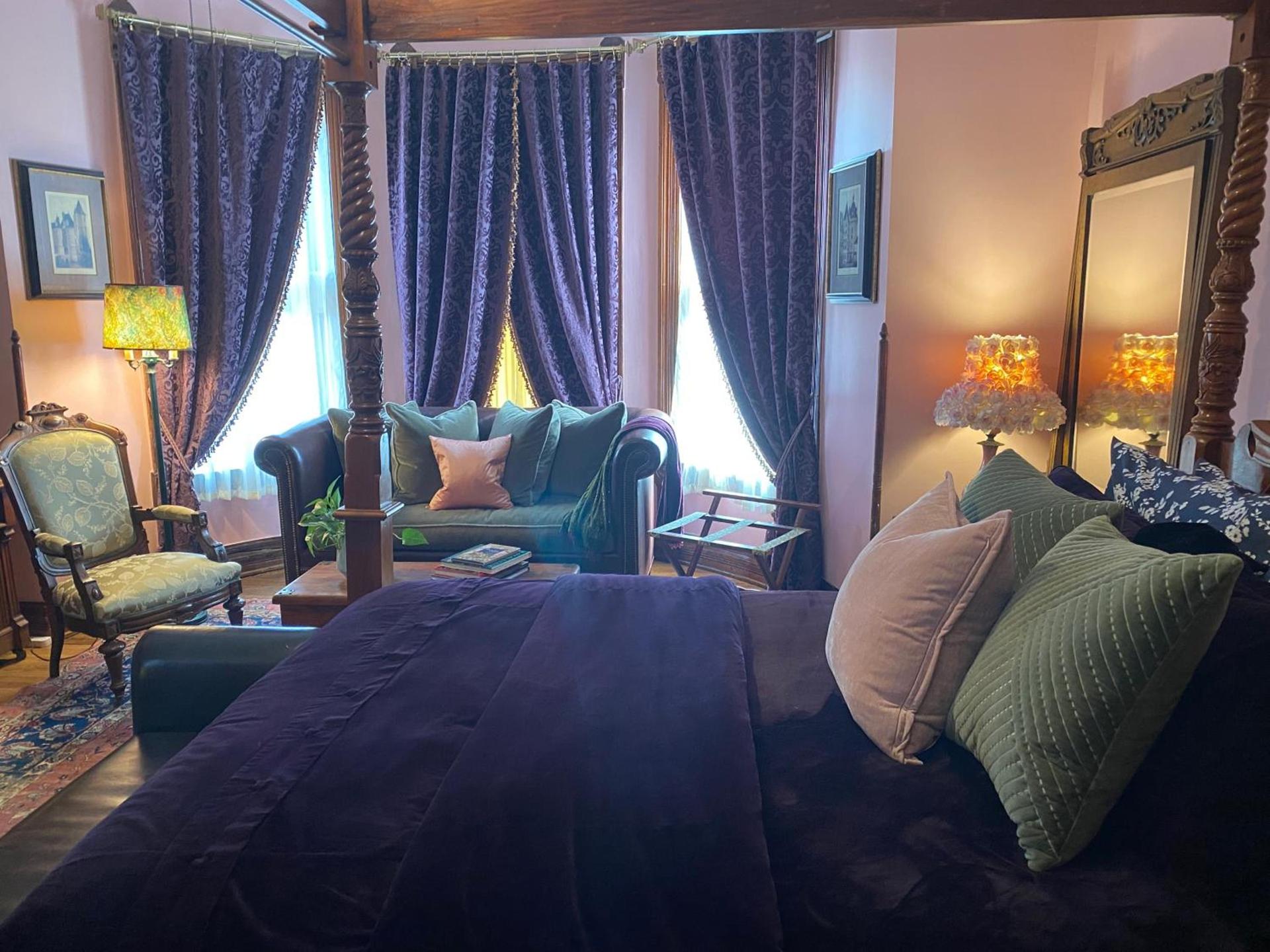 Vineyard Mansion B&B photo 28