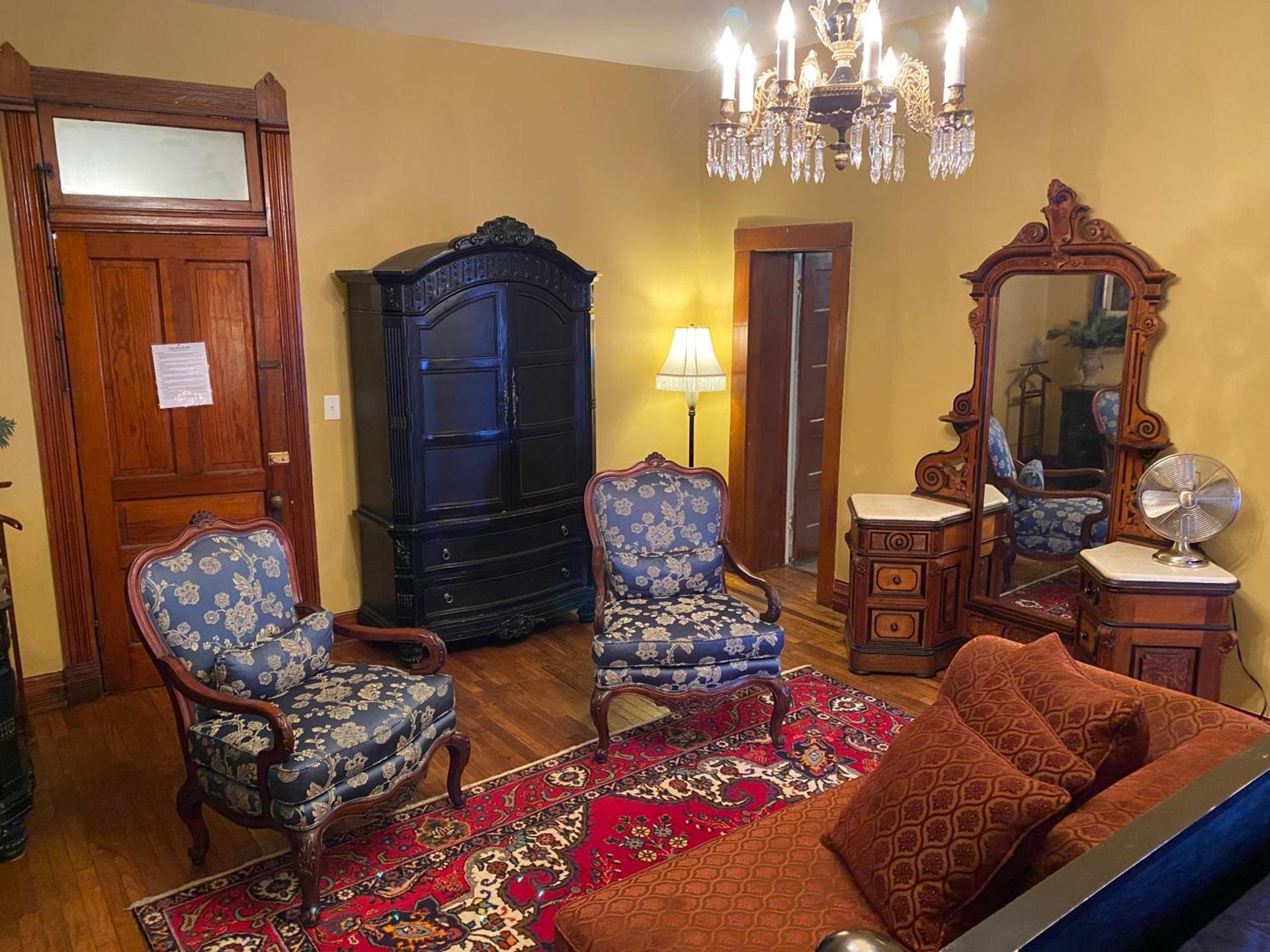 Vineyard Mansion B&B photo 22
