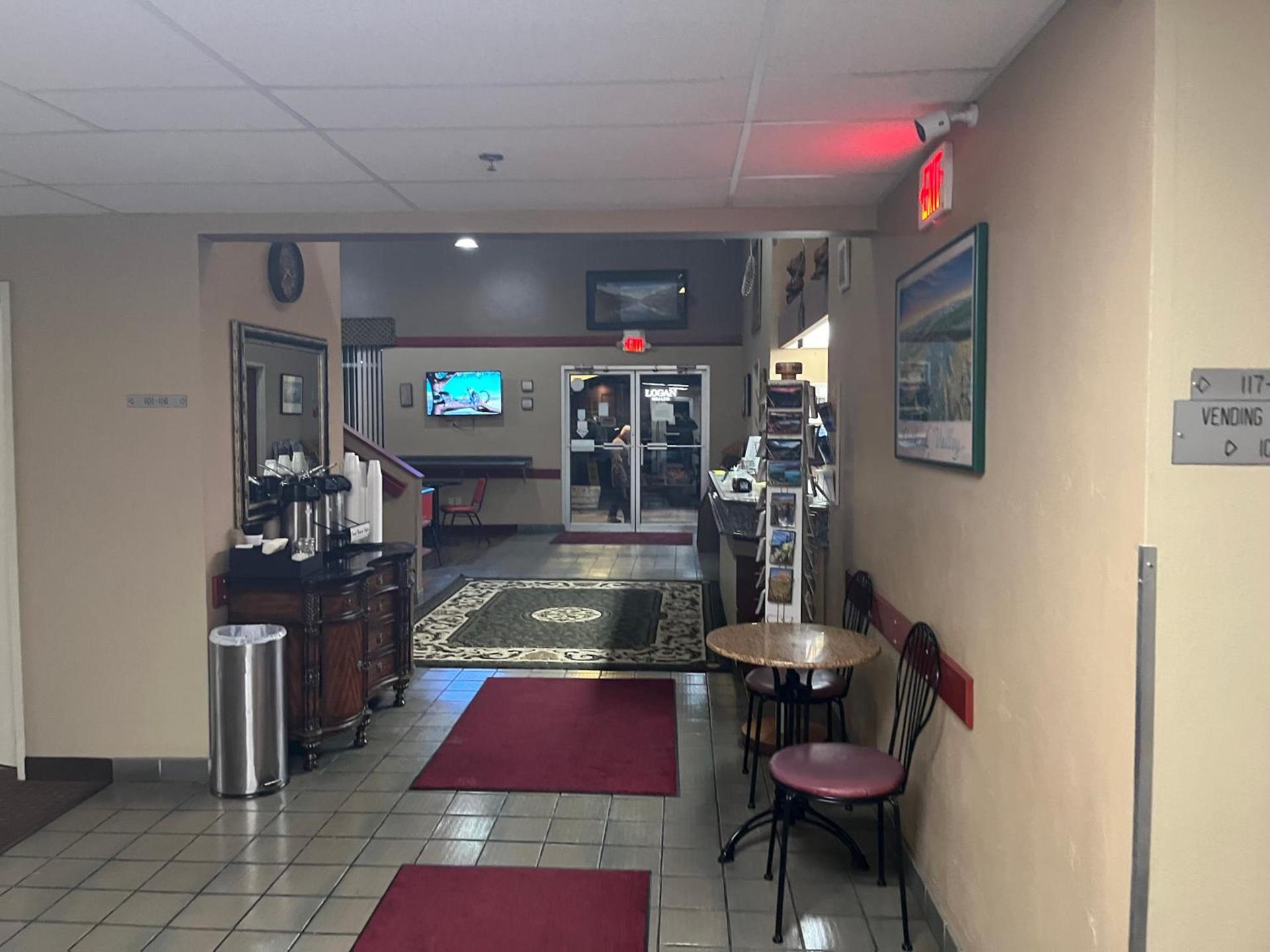 Americas Best Value Inn Kalispell photo 40