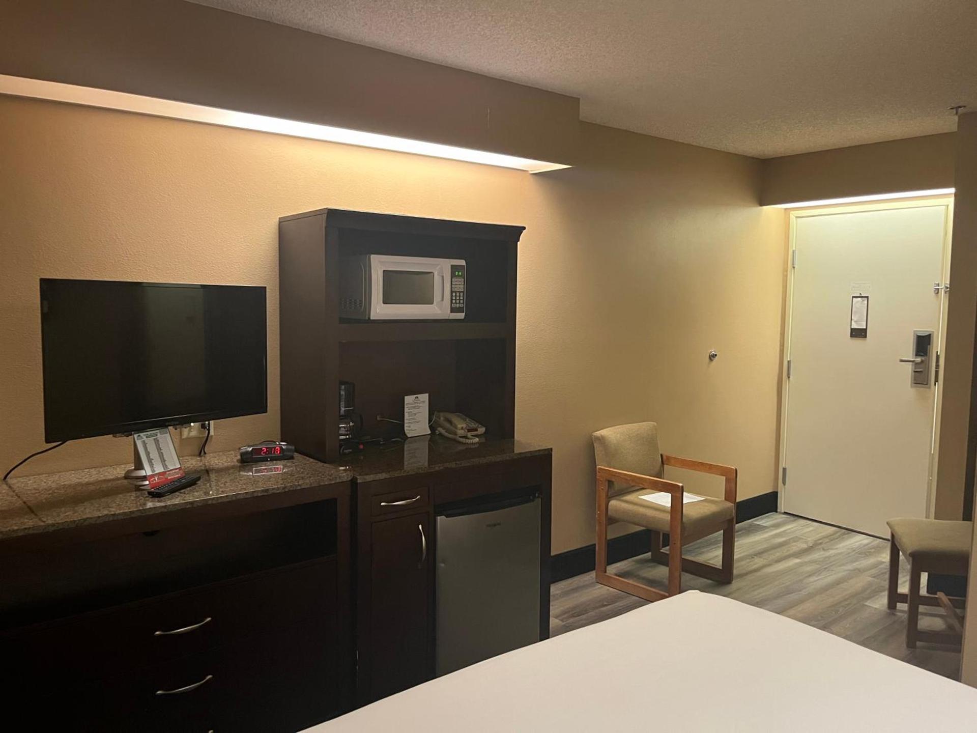 Americas Best Value Inn Kalispell photo 22