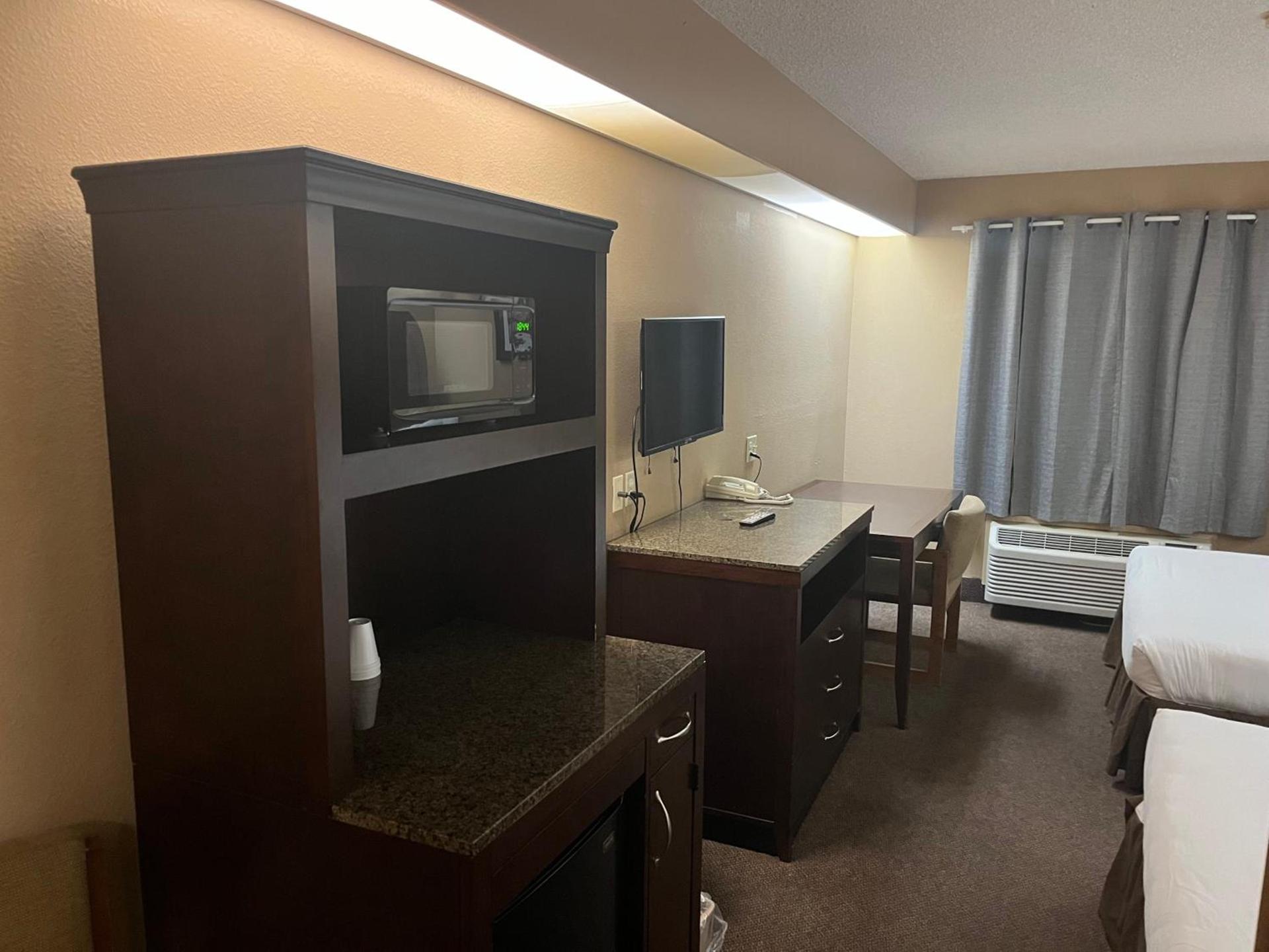 Americas Best Value Inn Kalispell photo 27