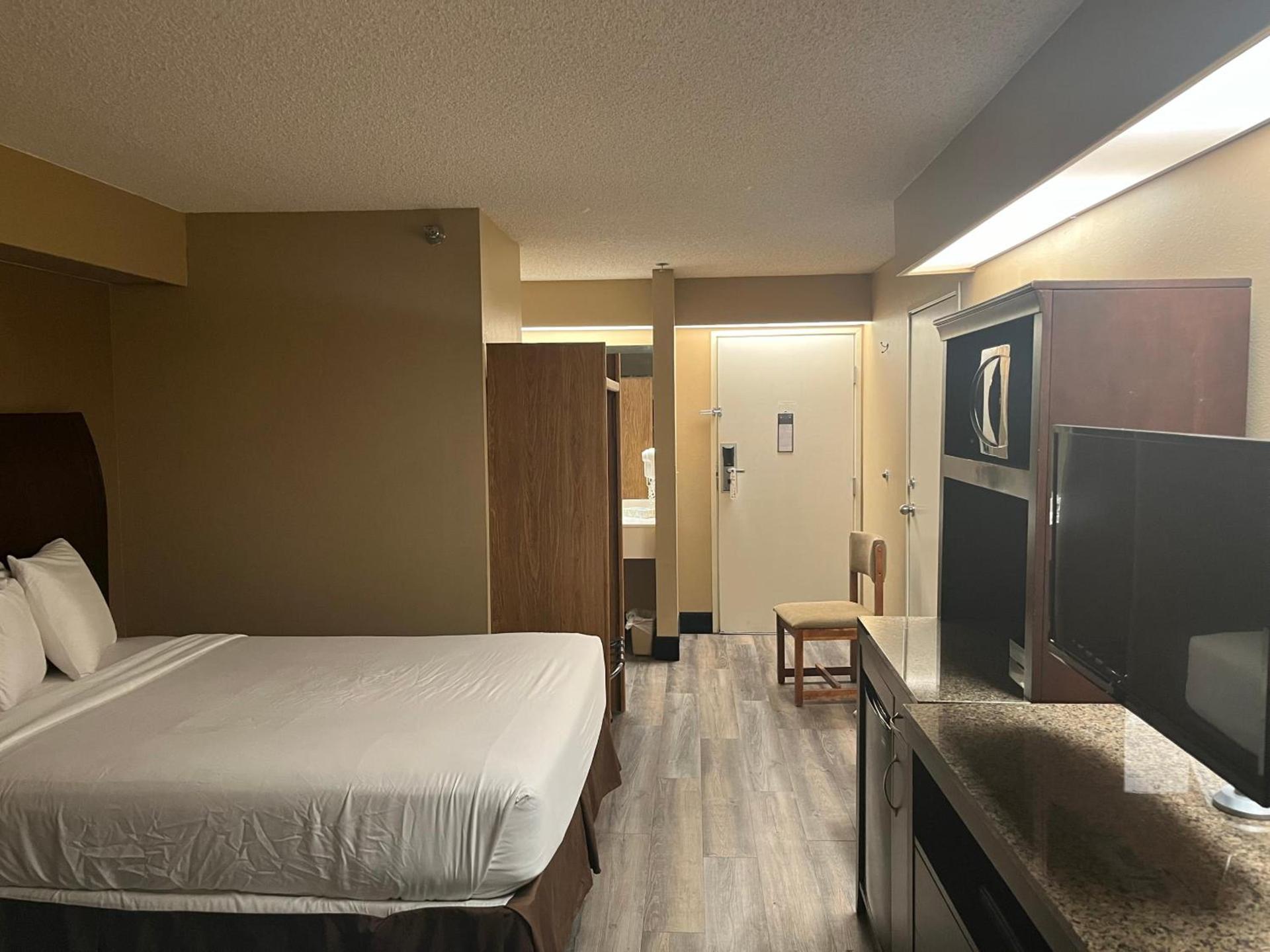 Americas Best Value Inn Kalispell photo 26