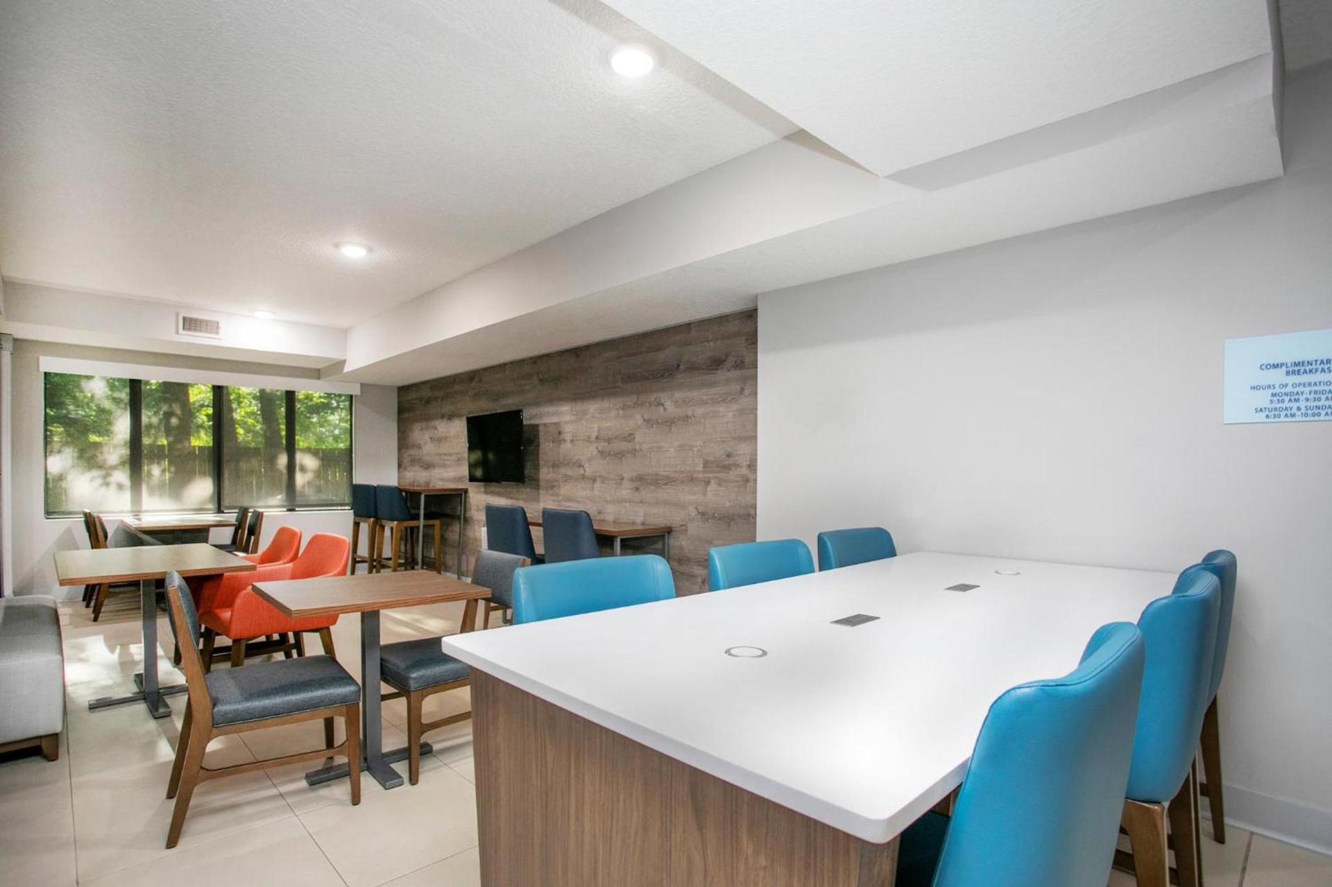 Holiday Inn Express & Suites Jacksonville - Atlantic Beach by IHG photo 74