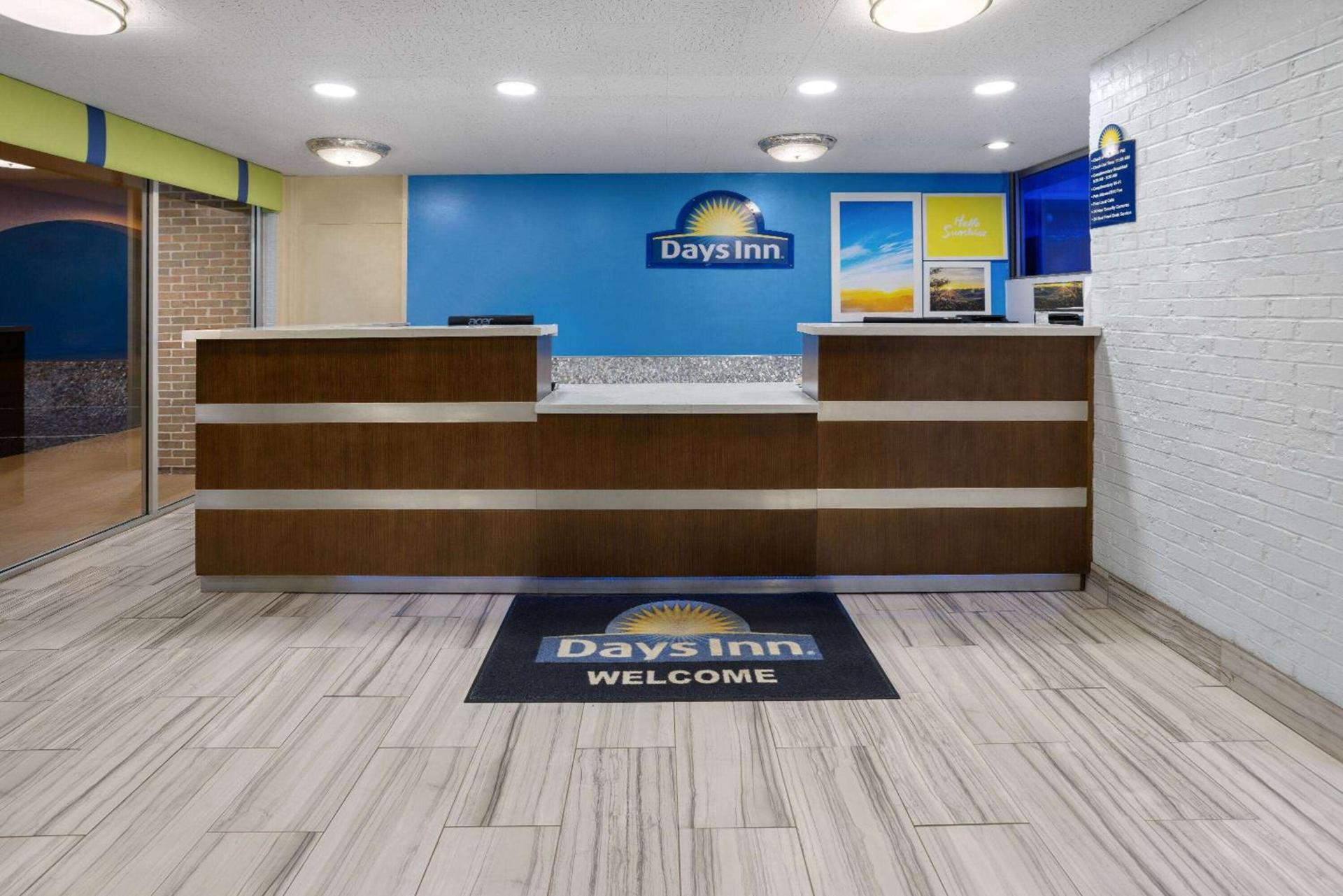 Days Inn by Wyndham Forsyth photo 4