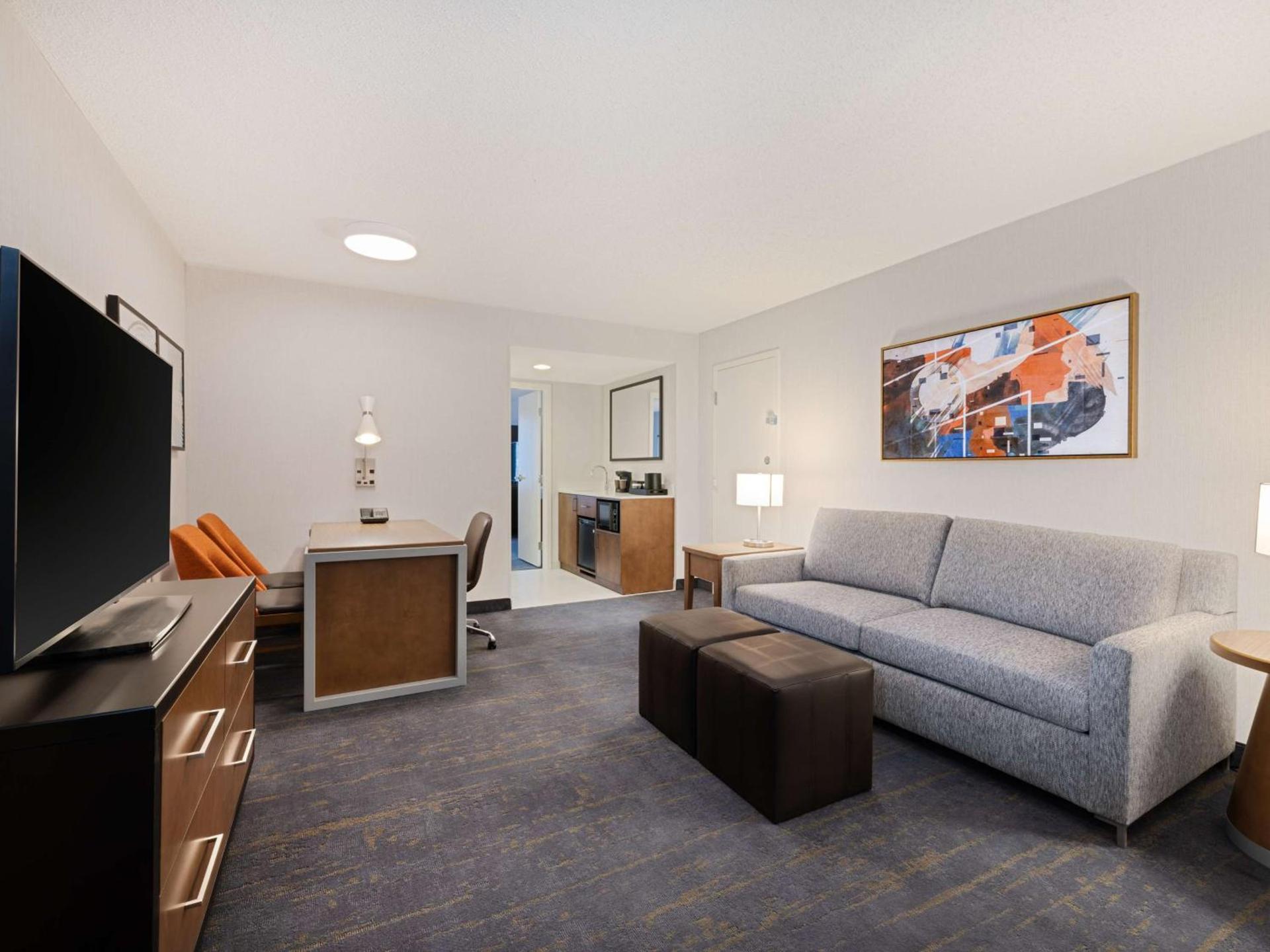 Embassy Suites Chicago - Downtown River North photo 44