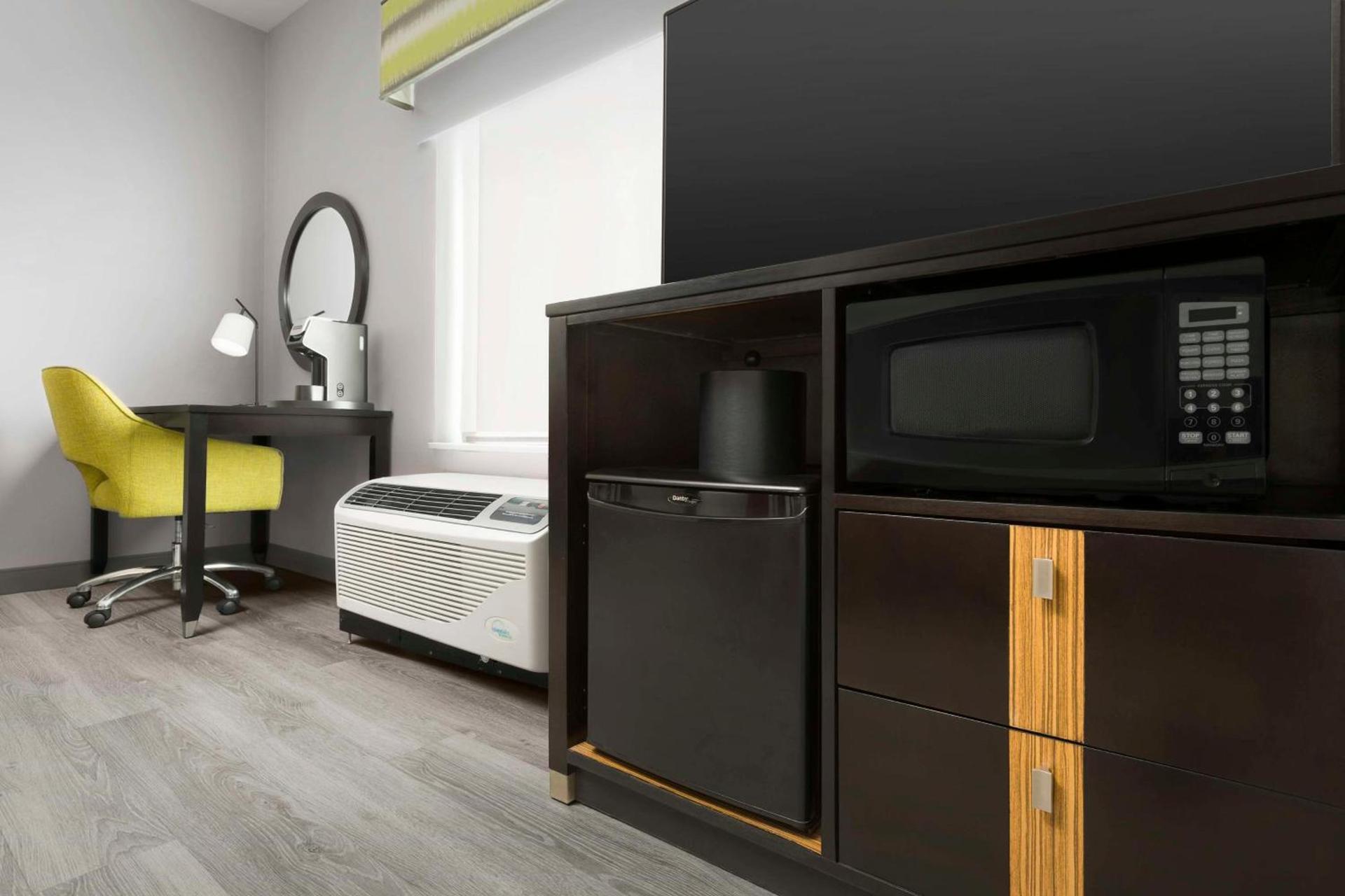 Hampton Inn & Suites El Paso/East photo 24