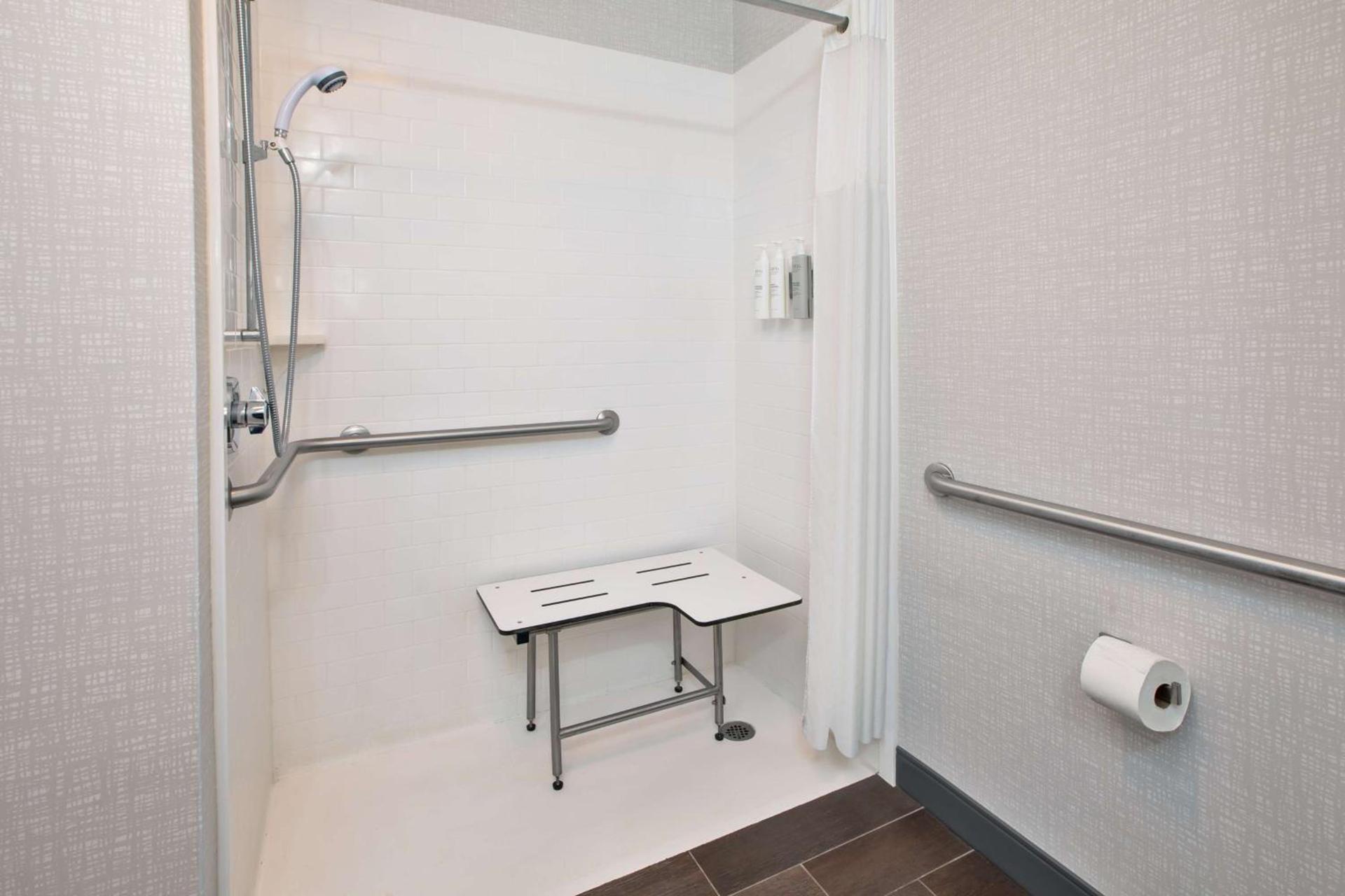 Hampton Inn Daytona/Ormond Beach photo 17